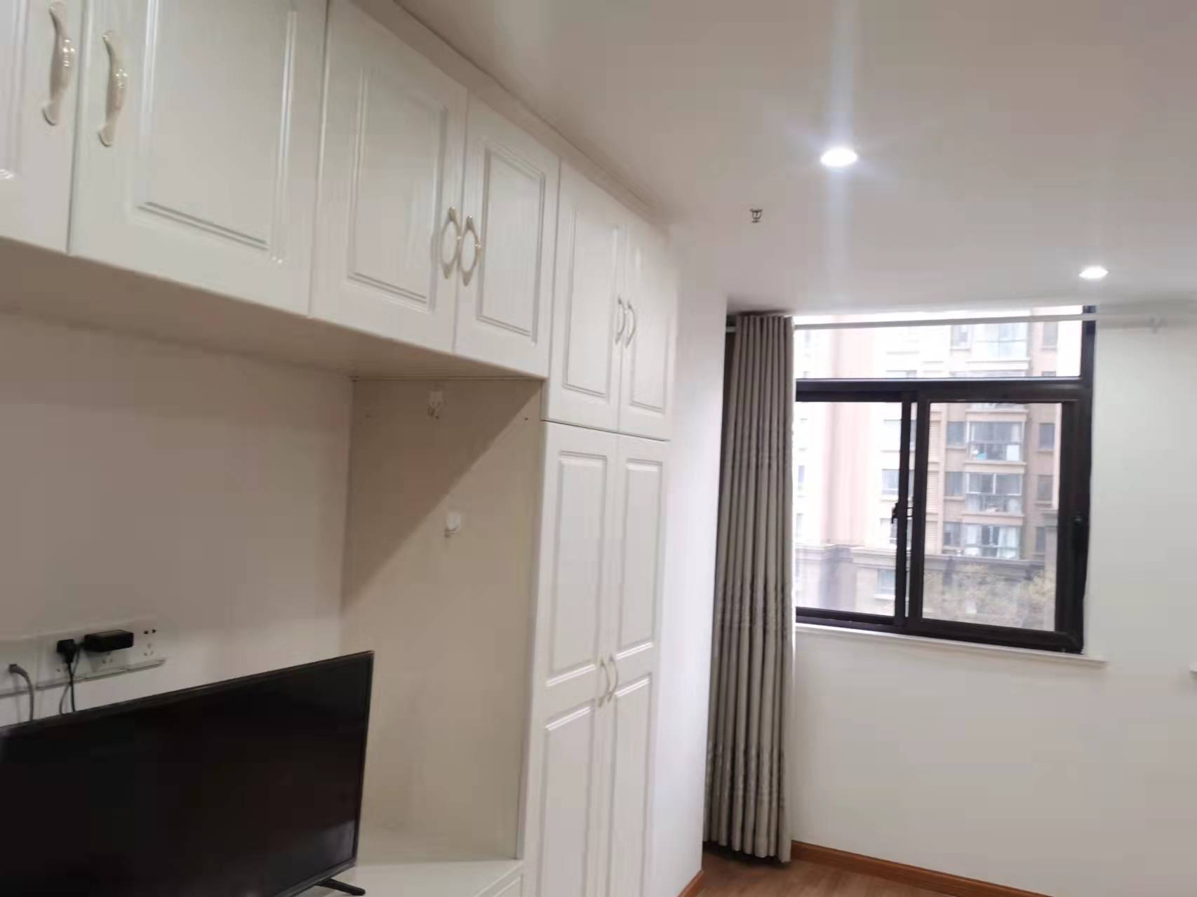 精英汇 1室1厅1卫 55m&sup2;