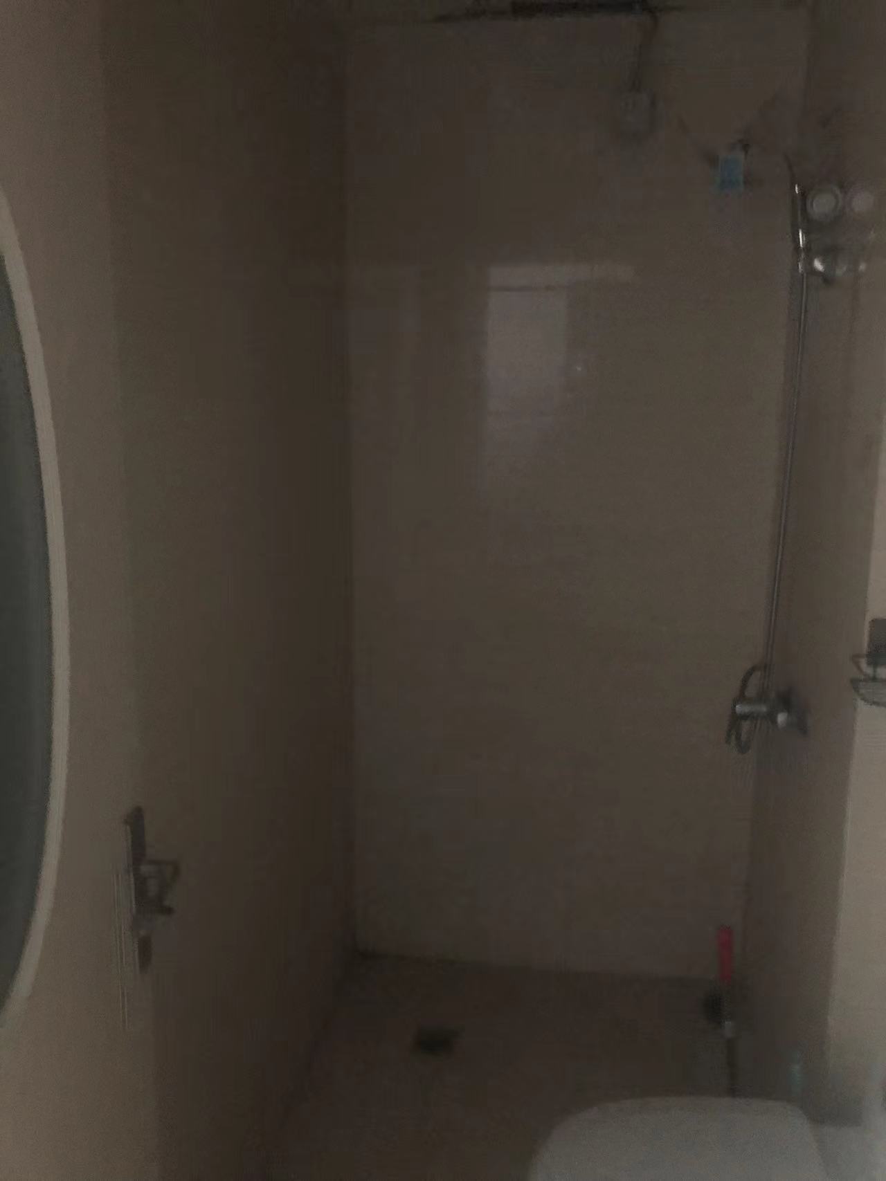 涌鑫八达通广场 1室1厅1卫 30m&sup2;
