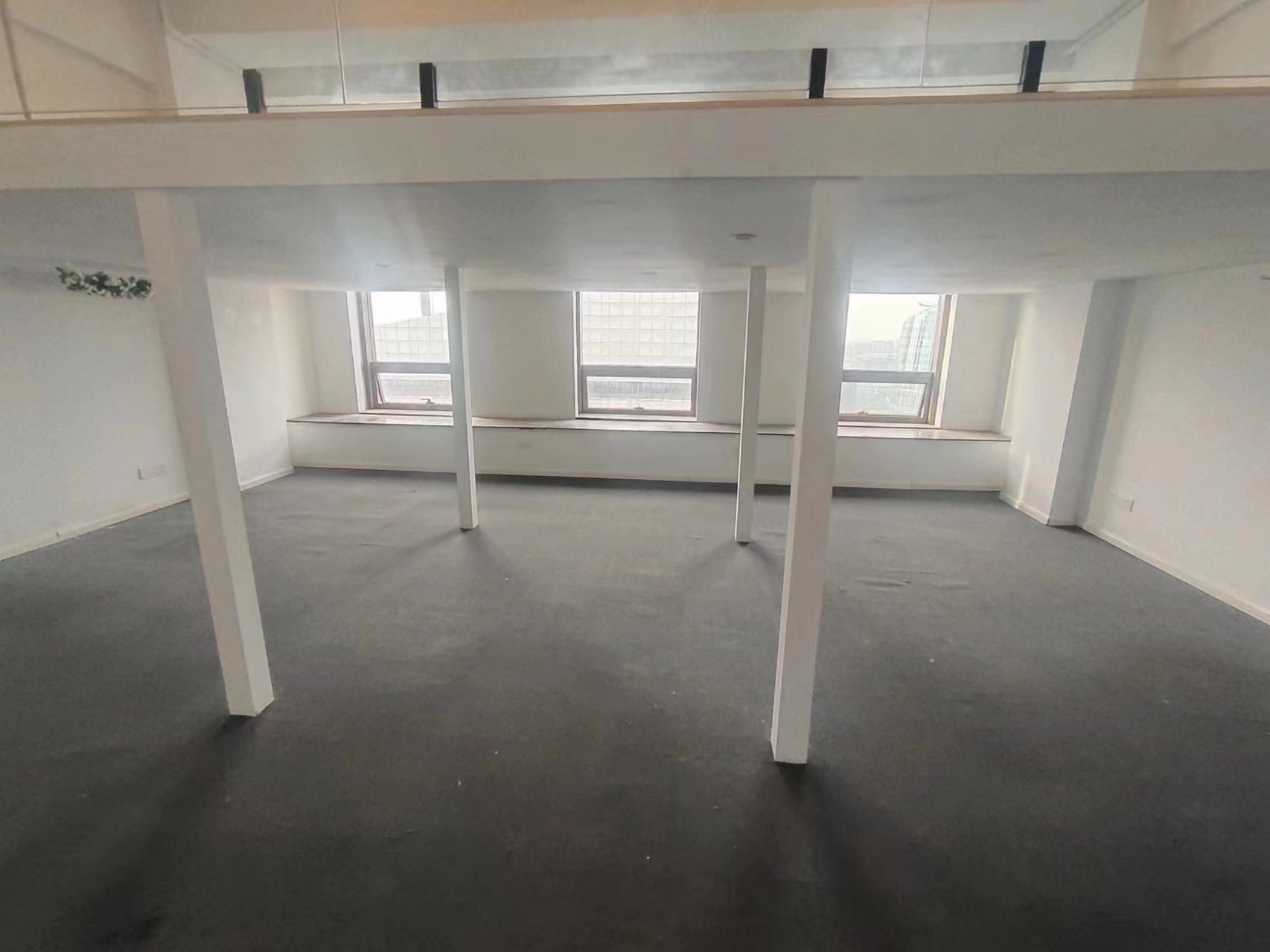 中南世纪城 1室1厅1卫 83.99m&sup2;