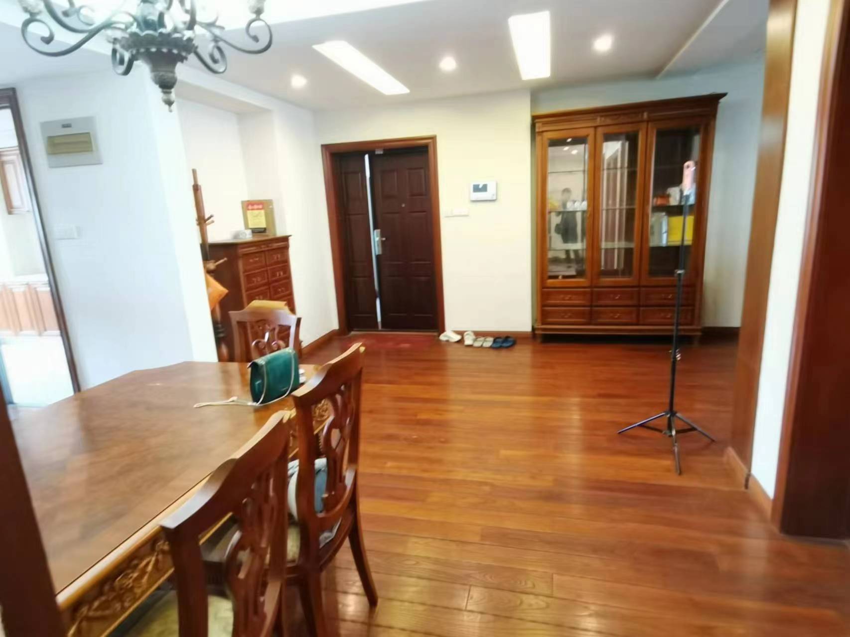 濠河经典苑 3室2厅2卫 174.81m&sup2;