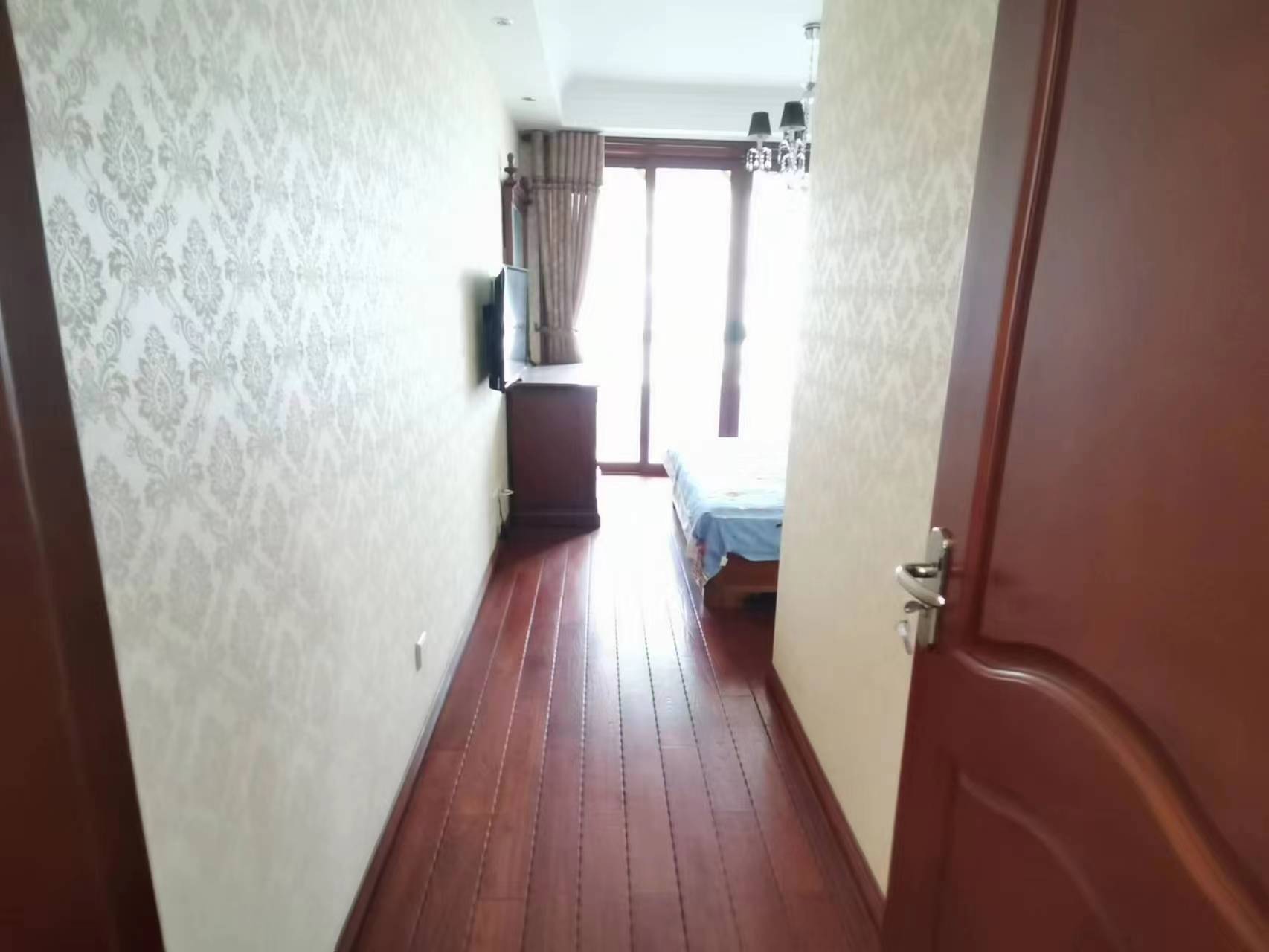 濠河经典苑 3室2厅2卫 174.81m&sup2;