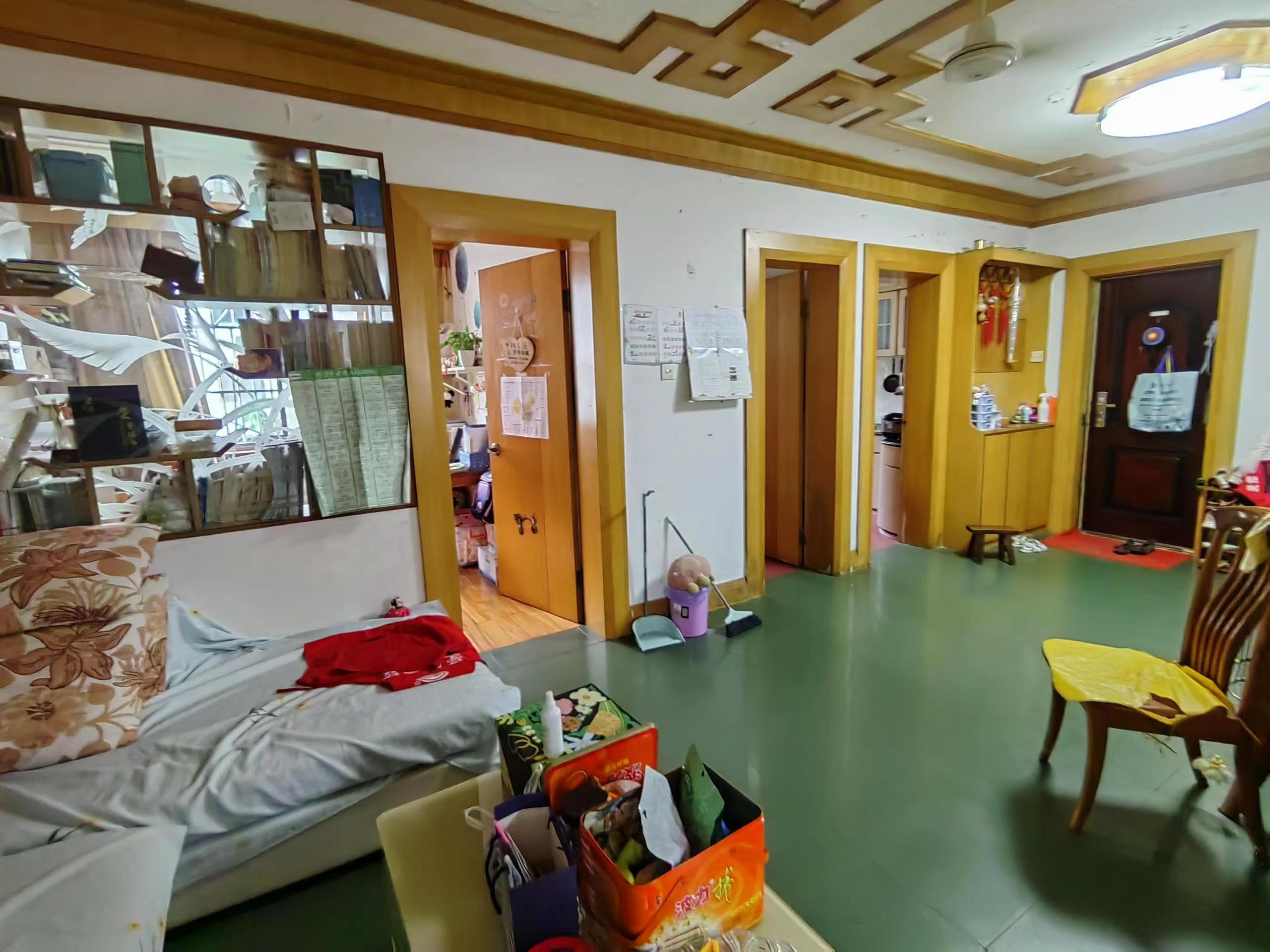 北濠桥东村 3室2厅1卫 83m&sup2;