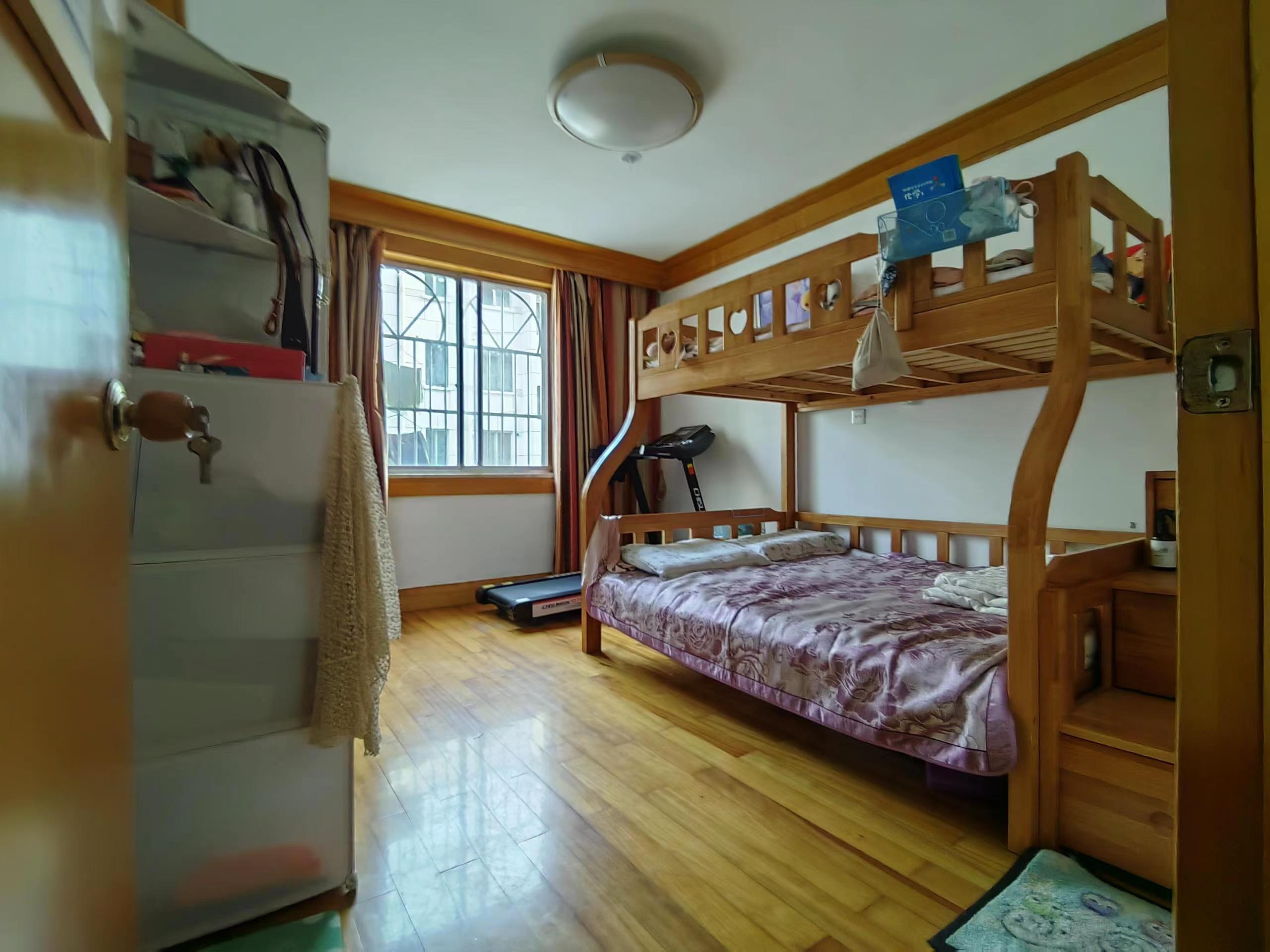 北濠桥东村 3室2厅1卫 83m&sup2;