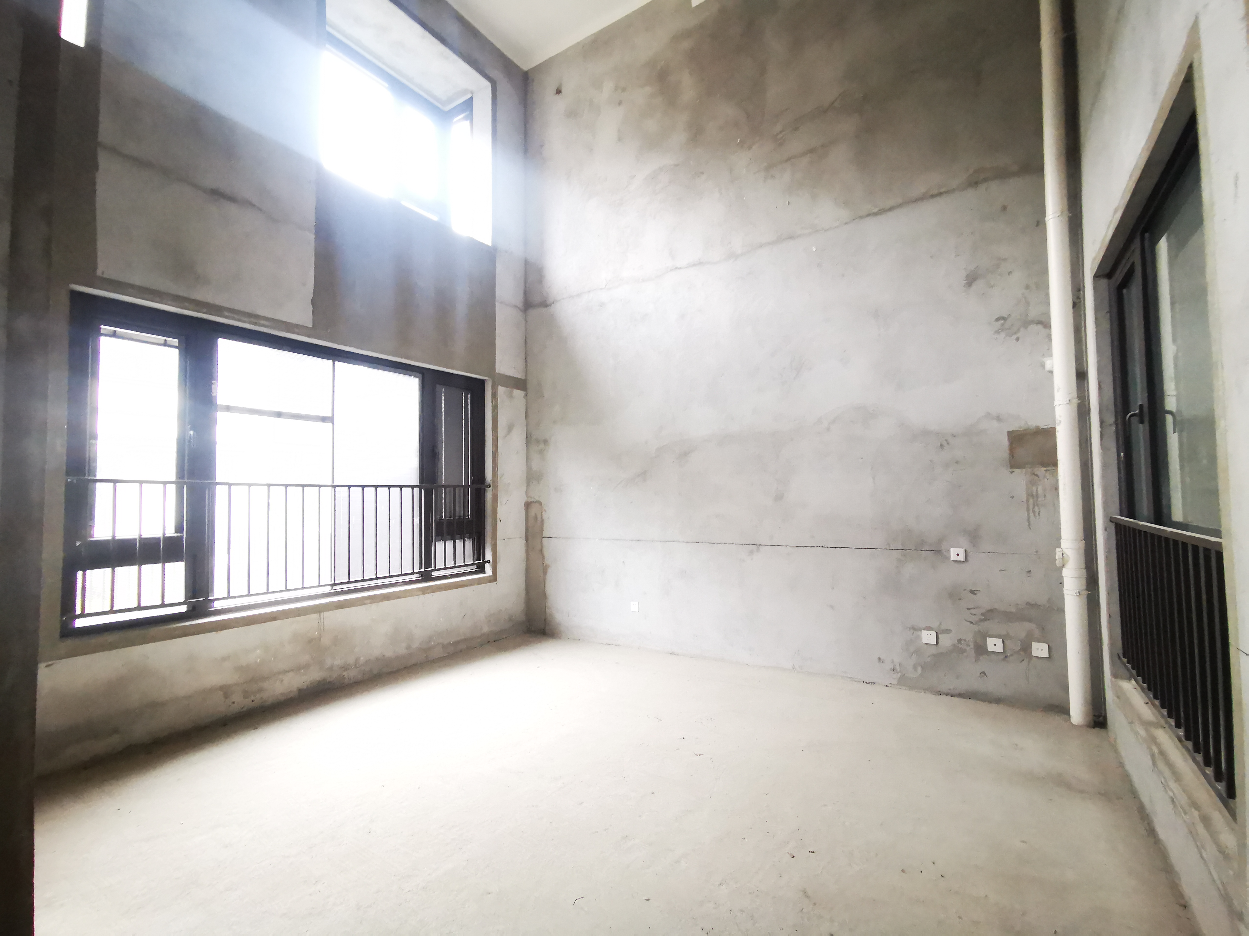 湖山源著 4室2厅3卫 220m&sup2;