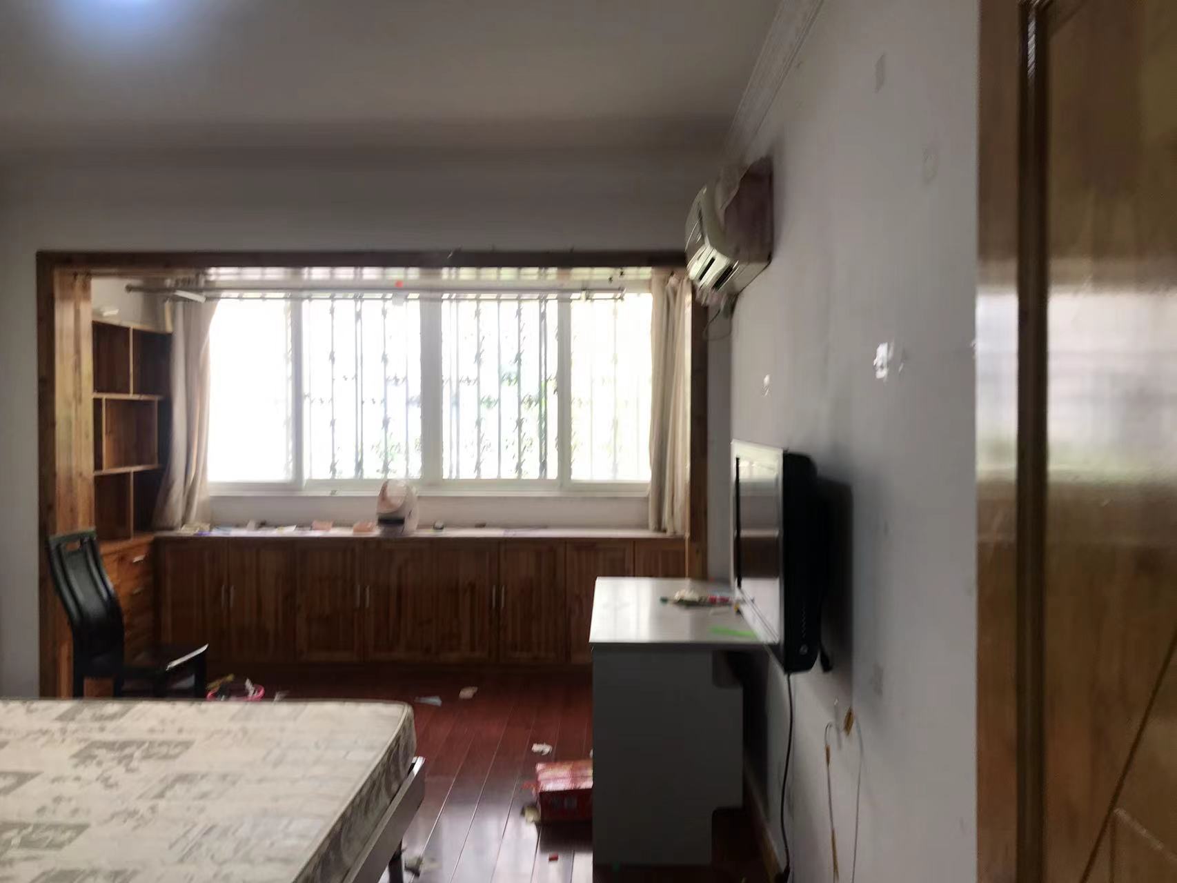 桃坞路服饰城 2室2厅1卫 84.4m&sup2;