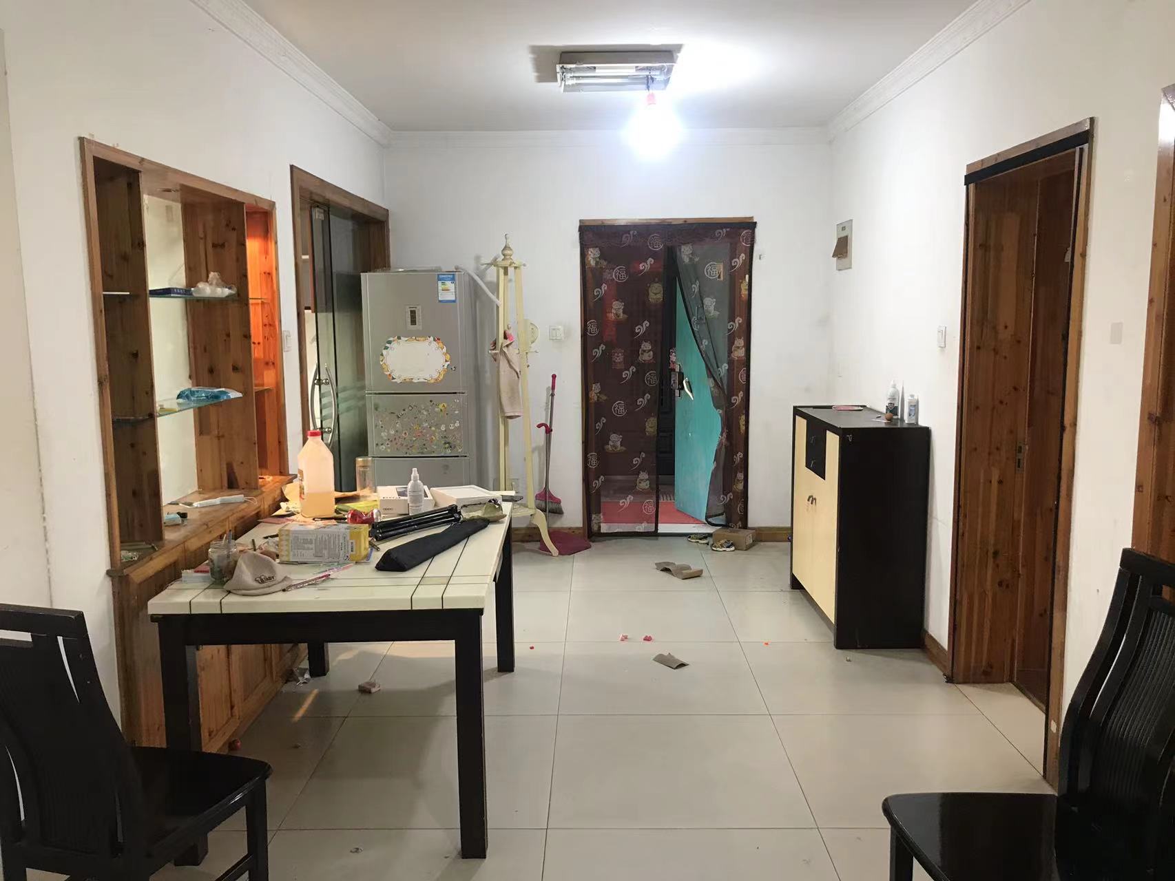桃坞路服饰城 2室2厅1卫 84.4m&sup2;