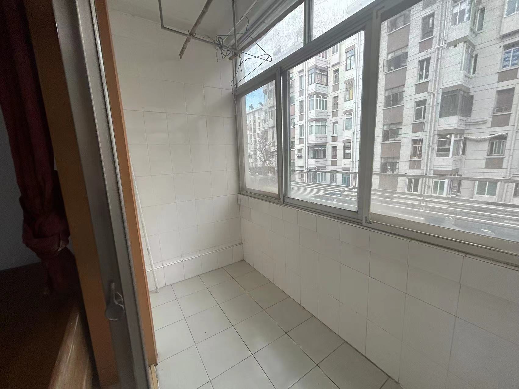 万象西园 1室1厅1卫 46m&sup2;
