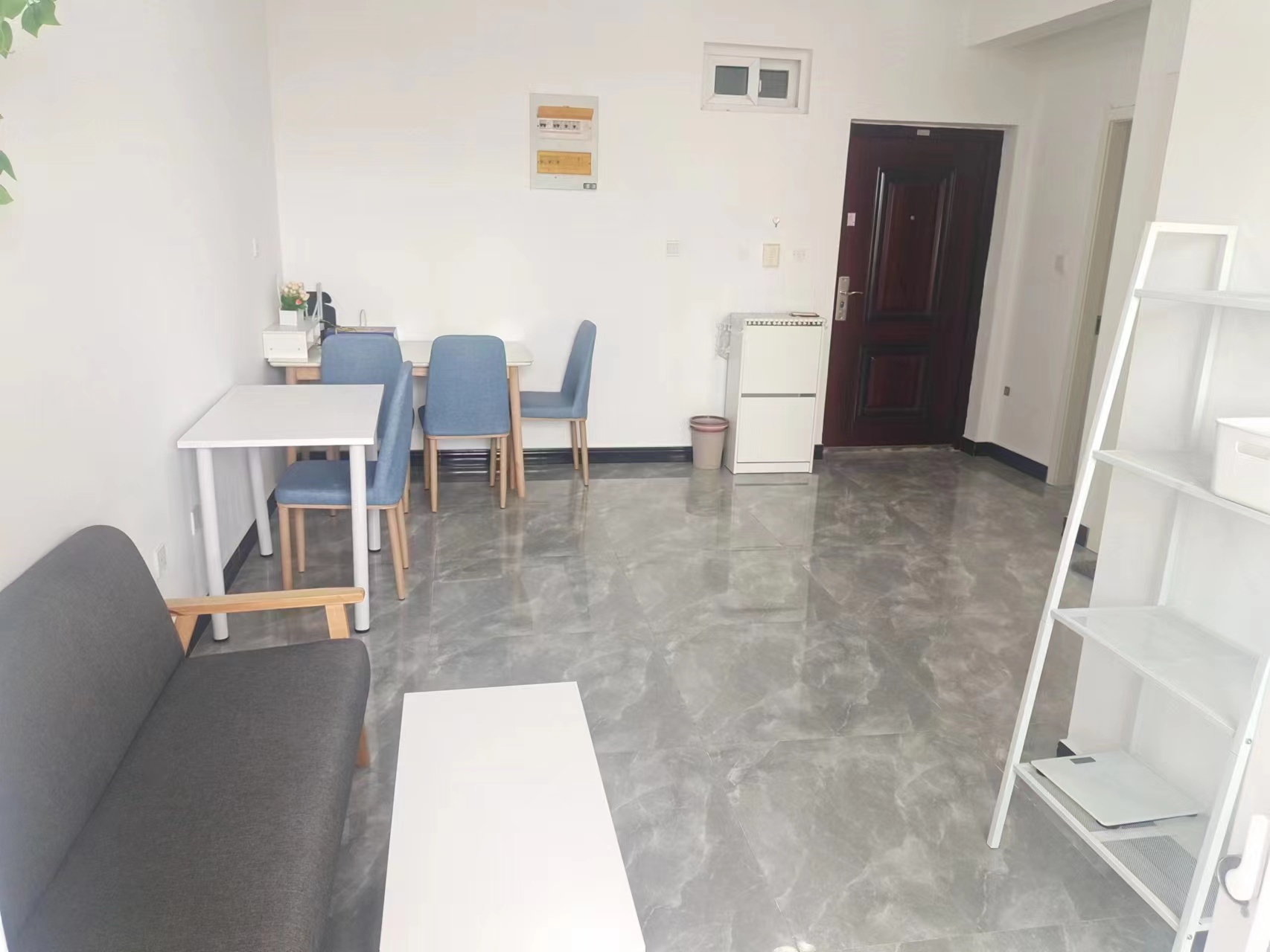 金韵华庭 1室1厅1卫 60m&sup2;