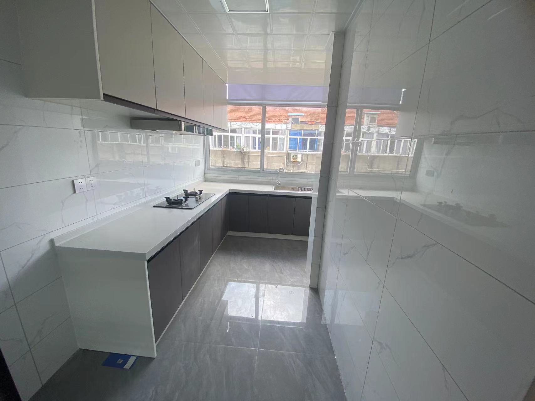 翠园新村 3室2厅1卫 72m&sup2;