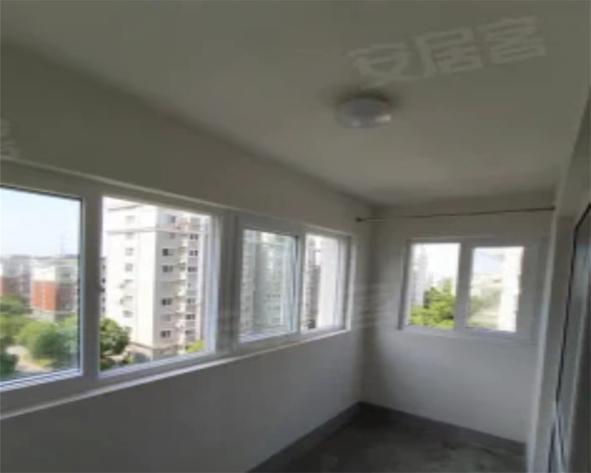 荟景苑 1室1厅1卫 58m&sup2;