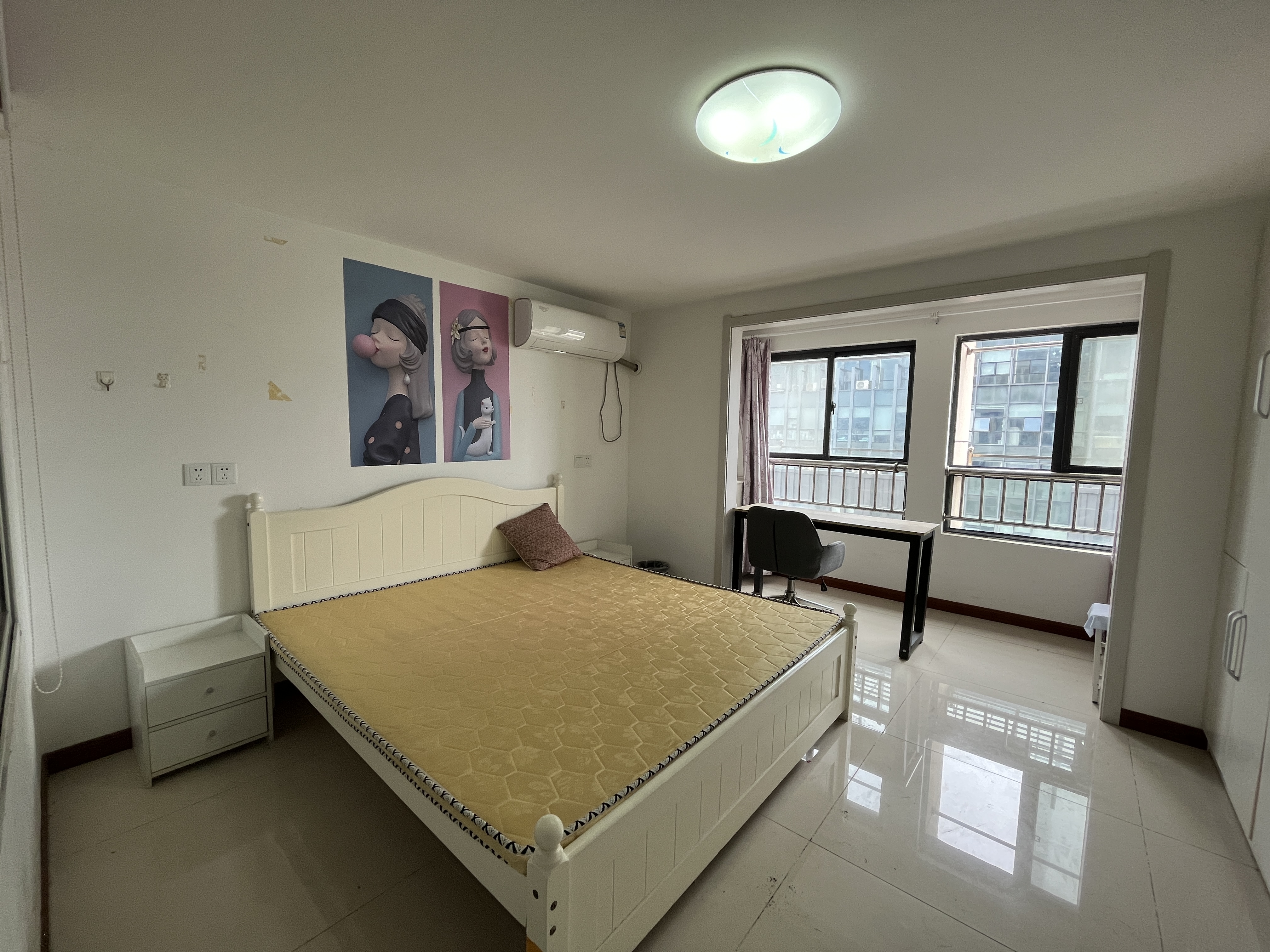 金贸公寓 3室3厅3卫 72m&sup2;