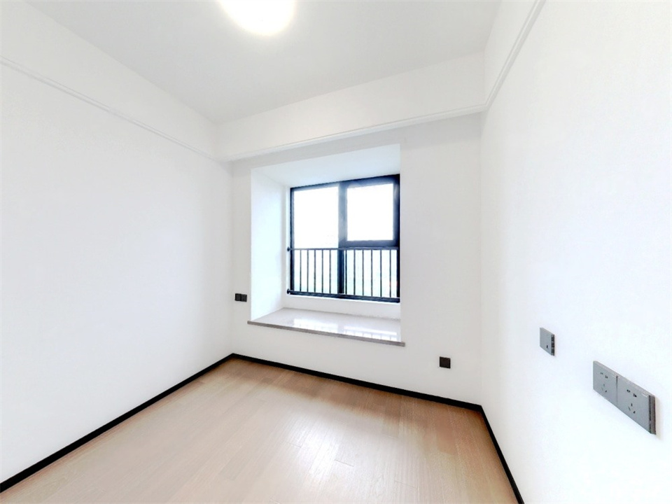 滨江道静园 3室2厅2卫 117m&sup2;