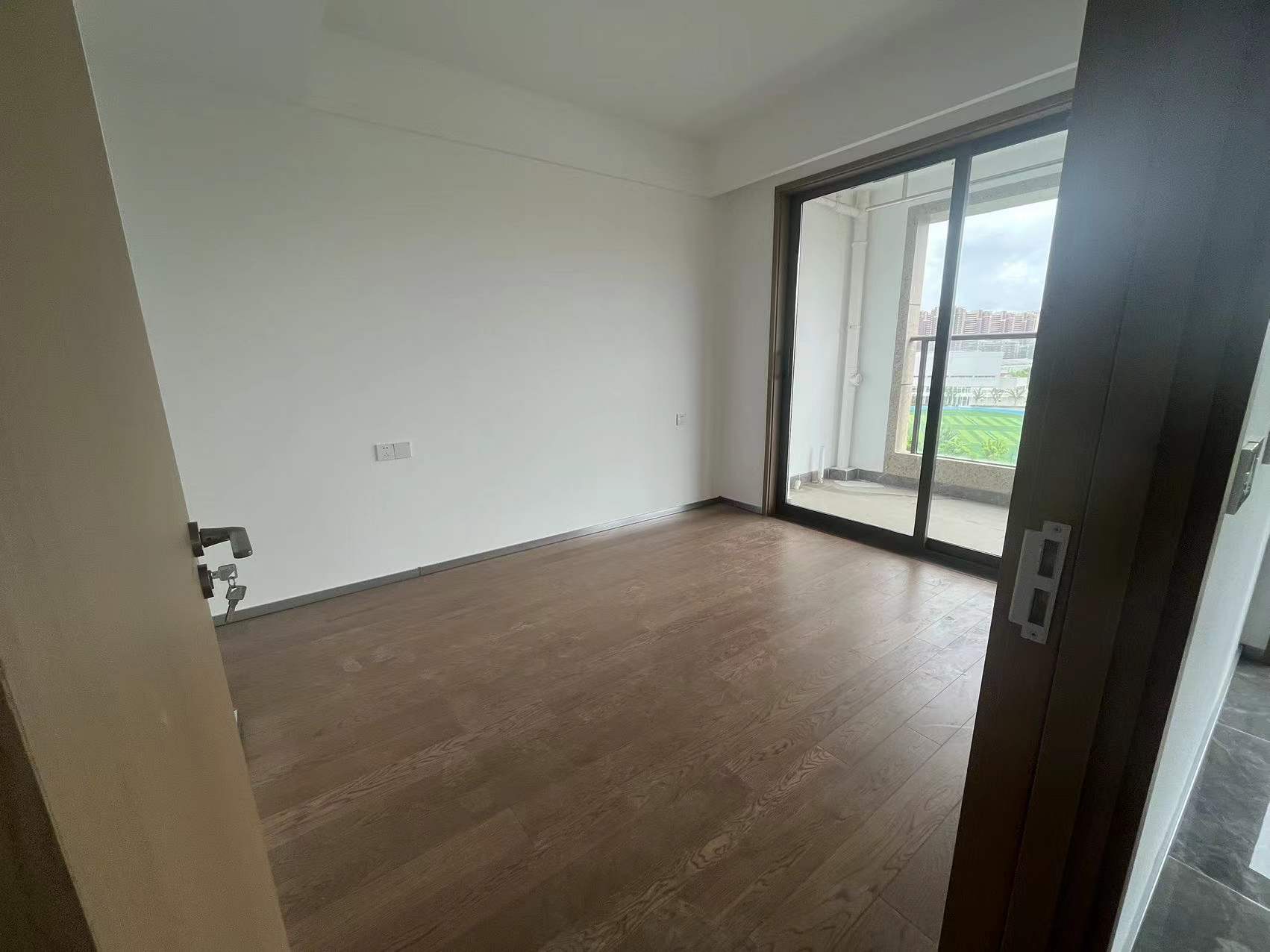 远创宸樾 3室2厅1卫 93m&sup2;