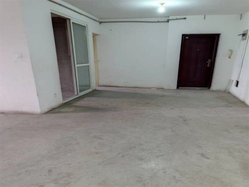 和谐怡园佳苑 3室2厅1卫 145m²