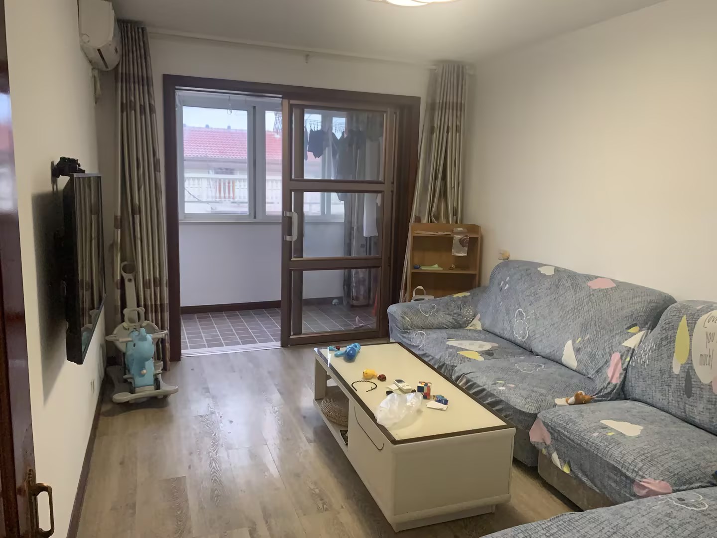 外滩小区 4室2厅1卫 86.00m&sup2;