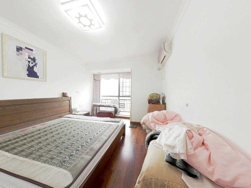 苏建阳光新城 3室2厅2卫 139m&sup2;