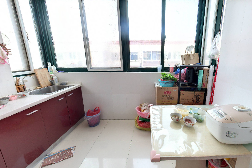 城港新村 2室1厅1卫 68m&sup2;
