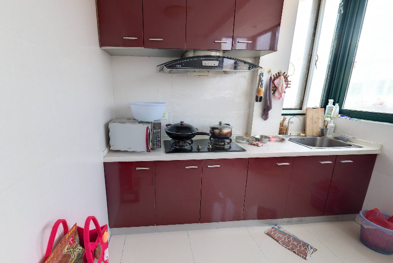 城港新村 2室1厅1卫 68m&sup2;