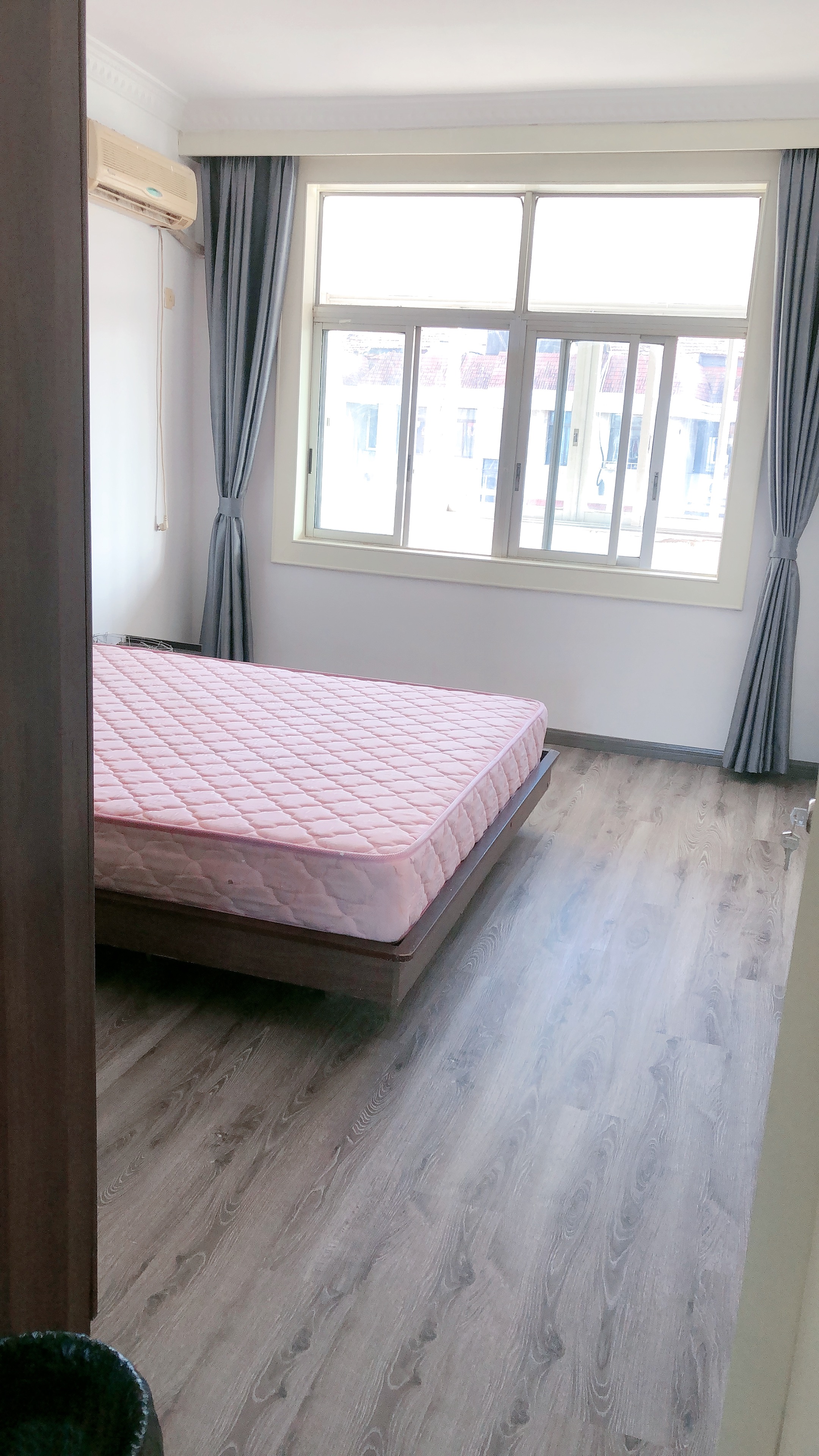 虹南小区 3室2厅1卫 91.00m&sup2;