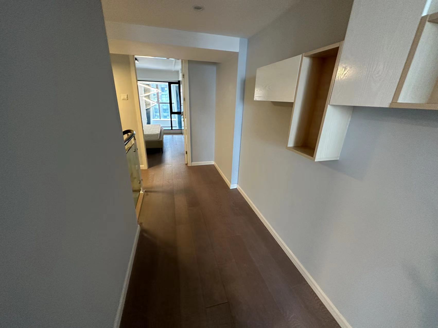 恒隆国际 3室1厅1卫 70.00m²