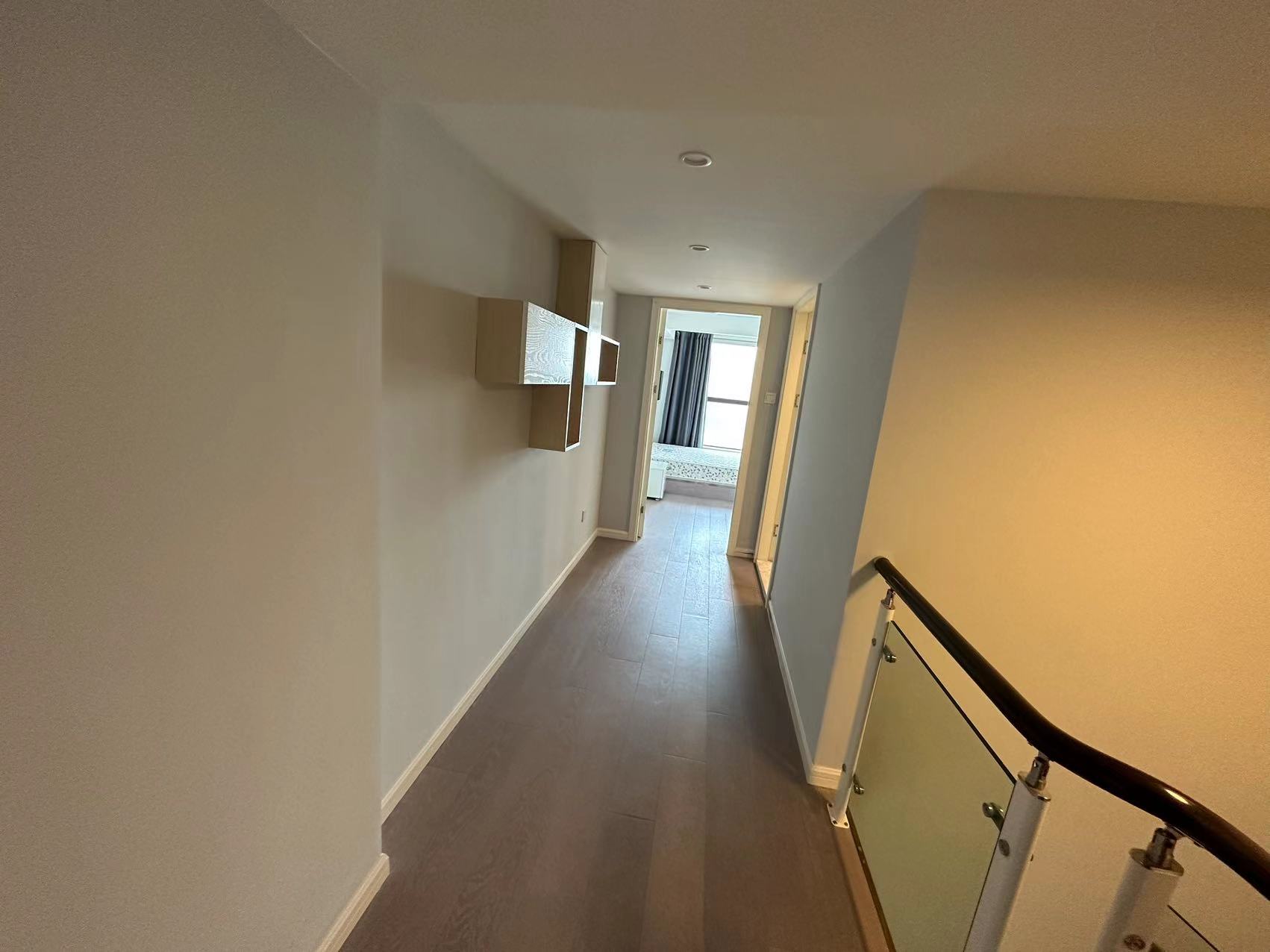 恒隆国际 3室1厅1卫 70.00m&sup2;