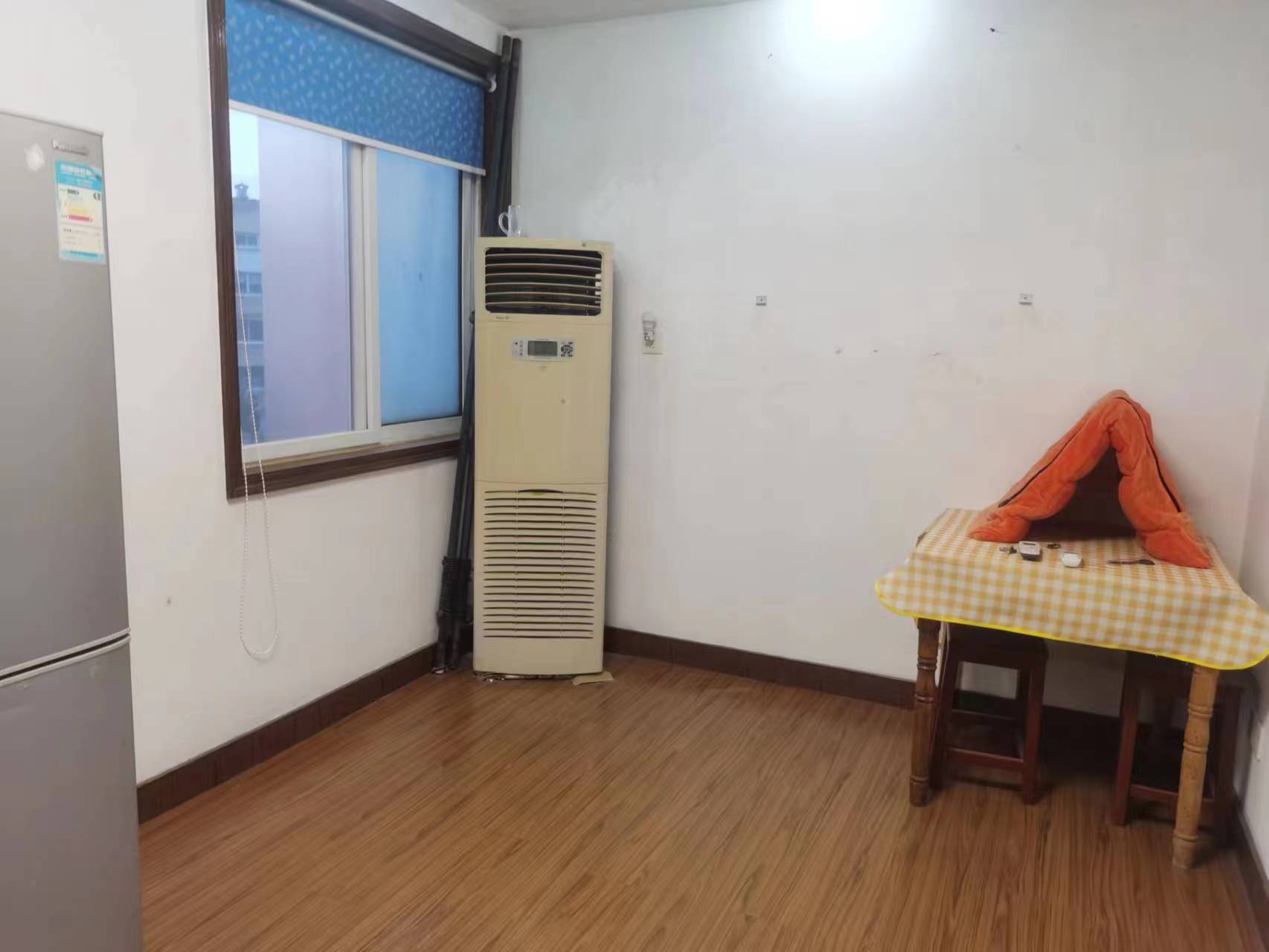 文峰路17号 2室1厅1卫 78m²