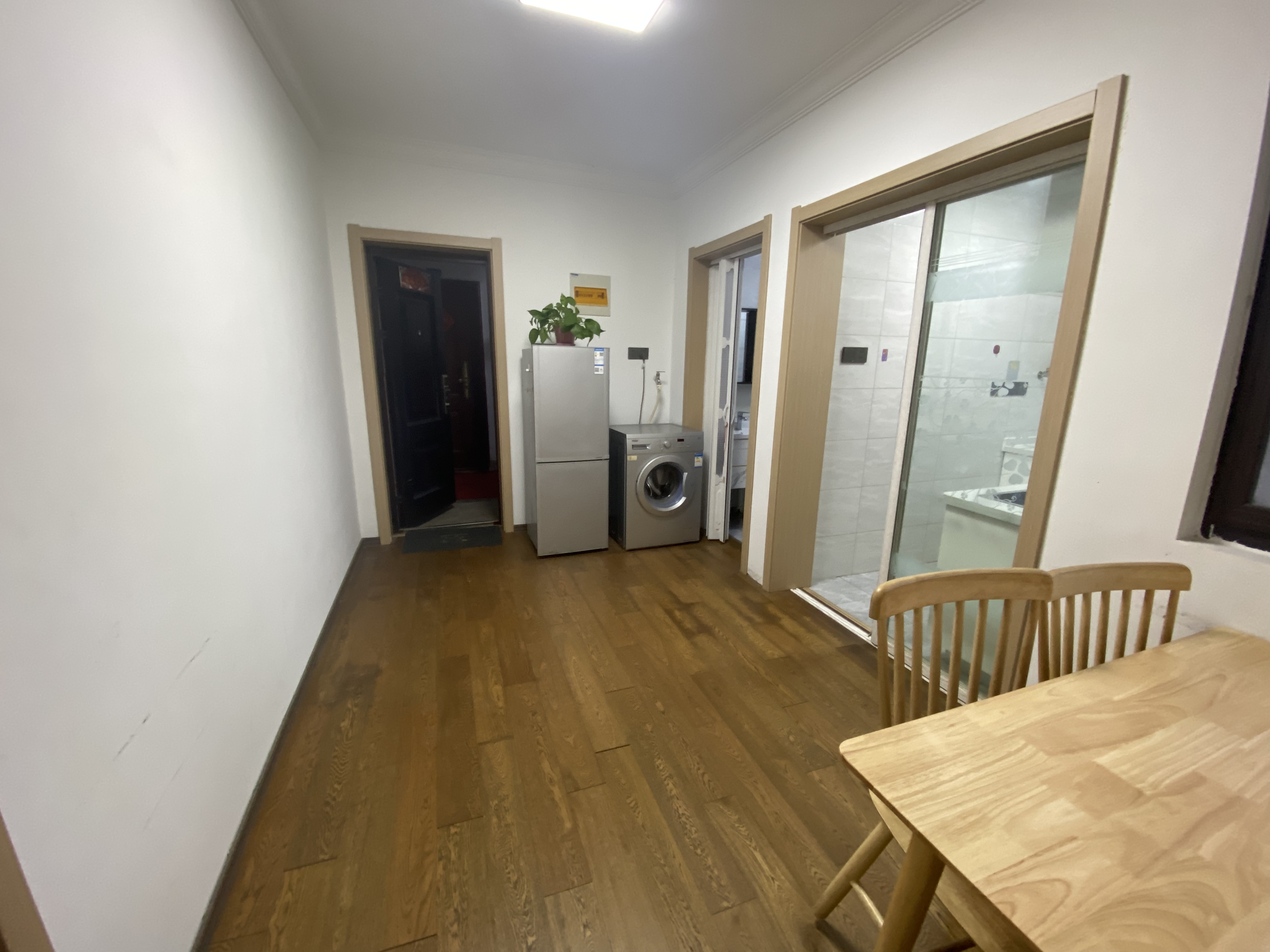 易家桥新村 2室1厅1卫 55.9m&sup2;
