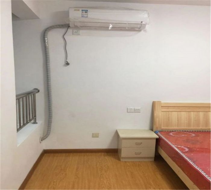 桂花小镇 2室2厅1卫 92m&sup2;