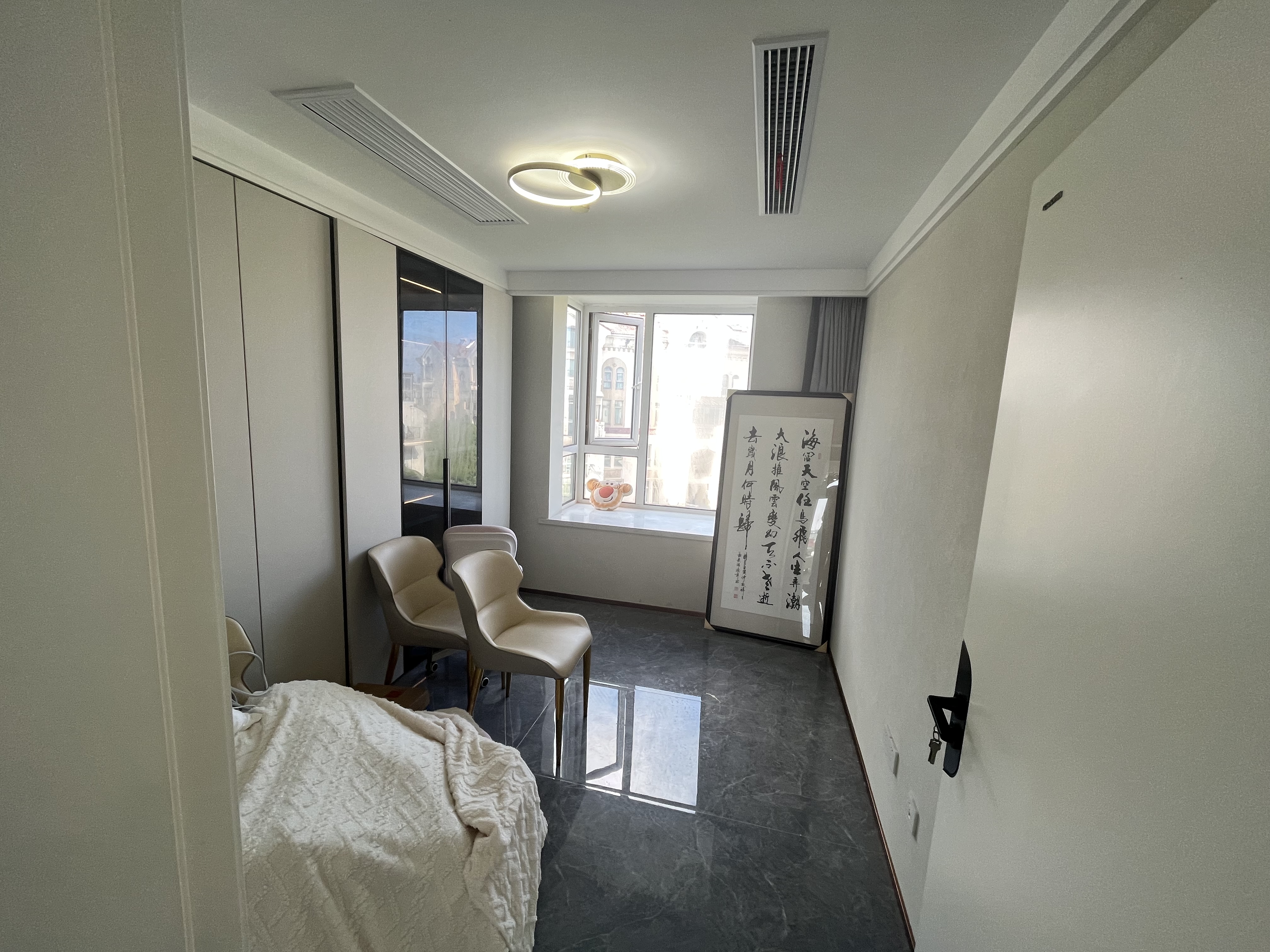 军山花园 3室2厅2卫 172.40m&sup2;