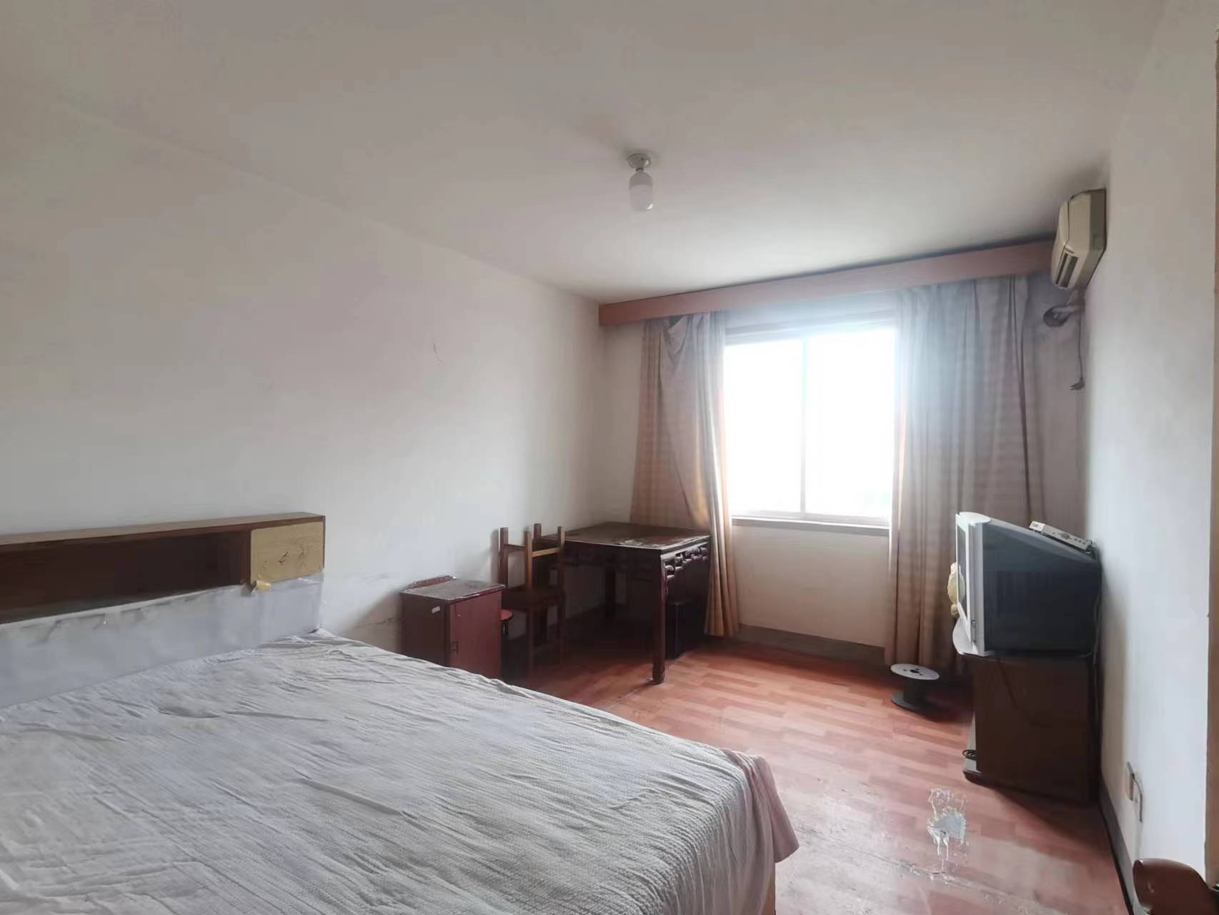 海港新村 3室1厅1卫 112.25m&sup2;