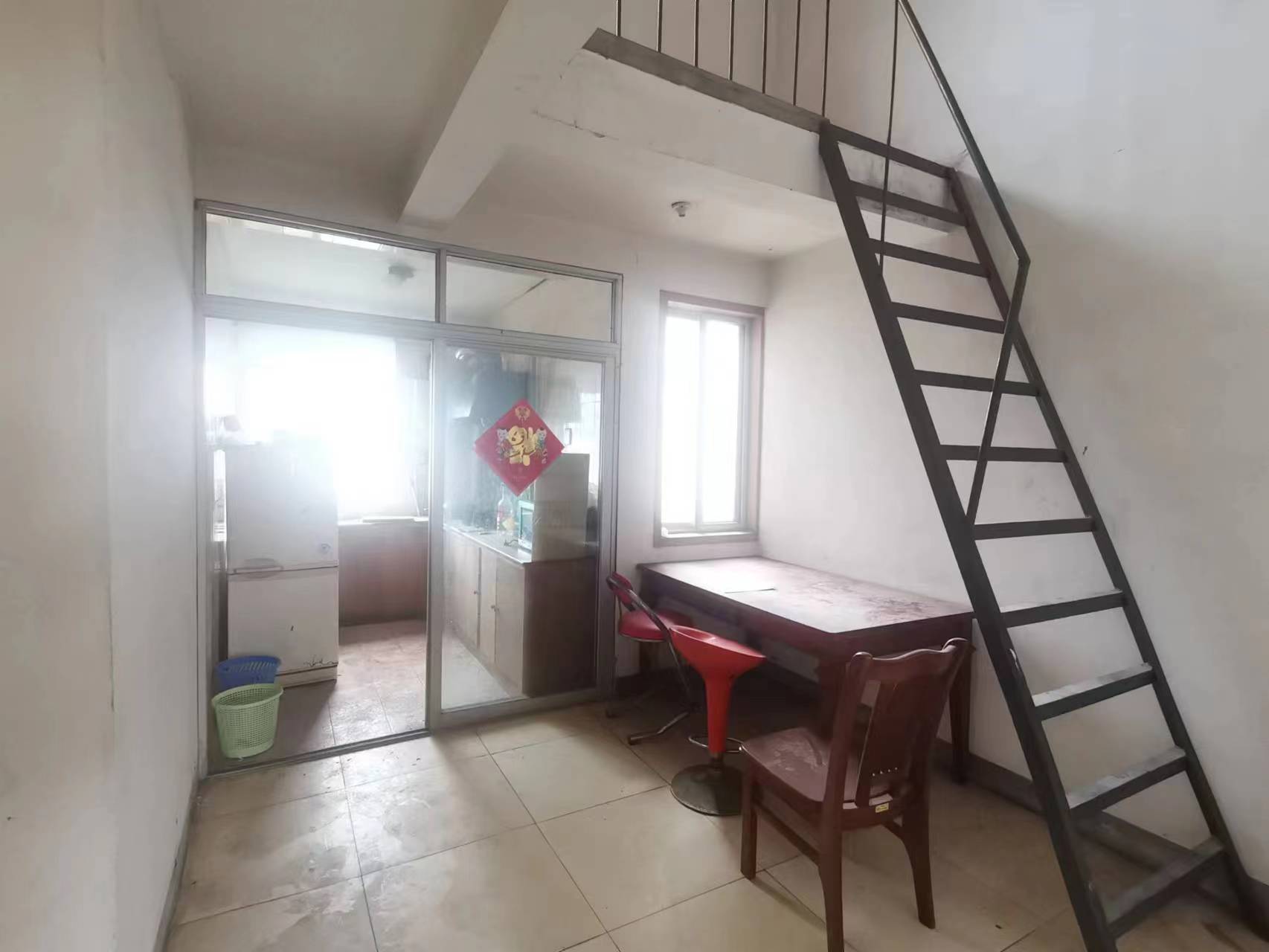 海港新村 3室1厅1卫 112.25m&sup2;