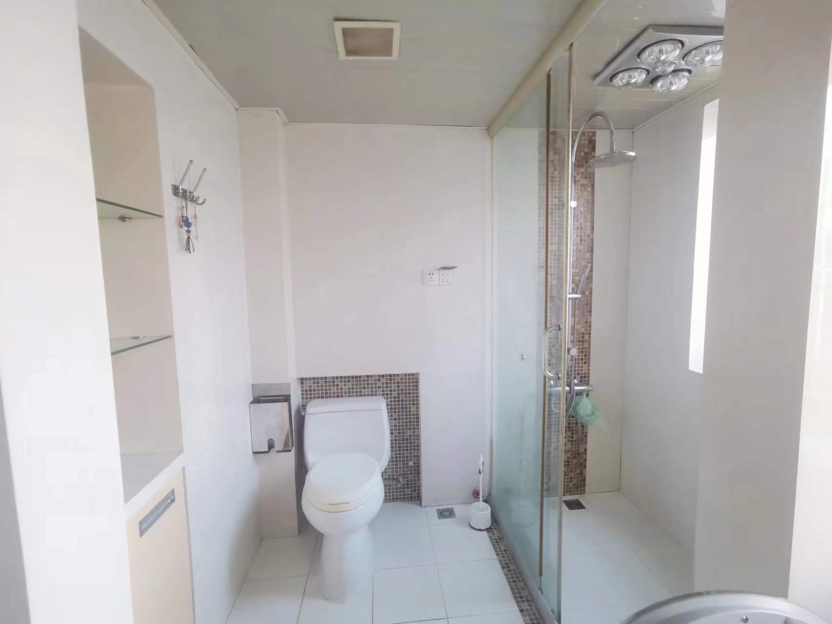 跃龙路93号 2室1厅1卫 70m&sup2;