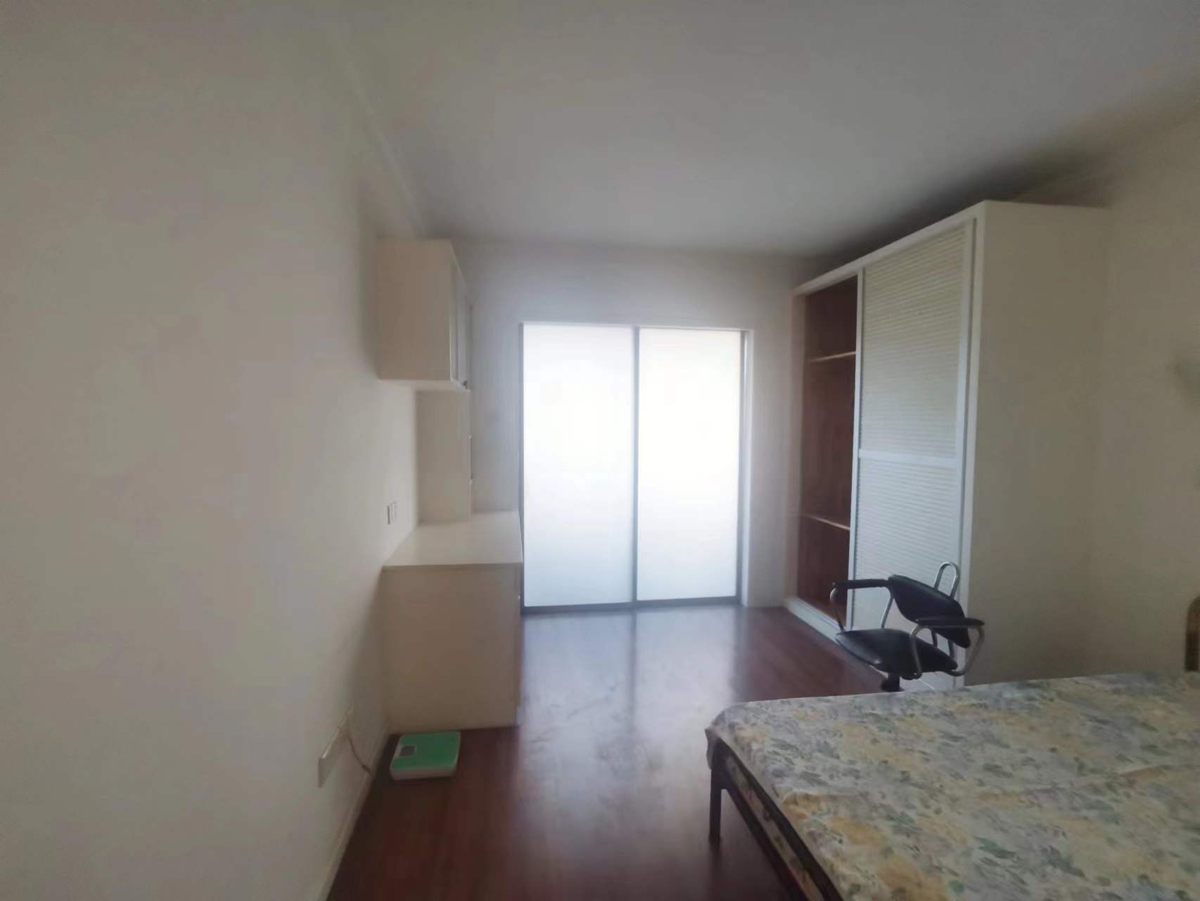 跃龙路93号 2室1厅1卫 70m&sup2;