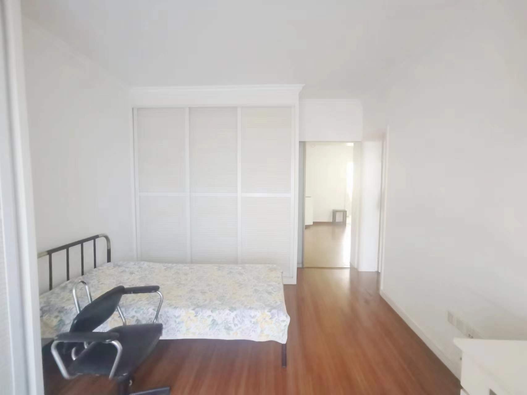跃龙路93号 2室1厅1卫 70m&sup2;