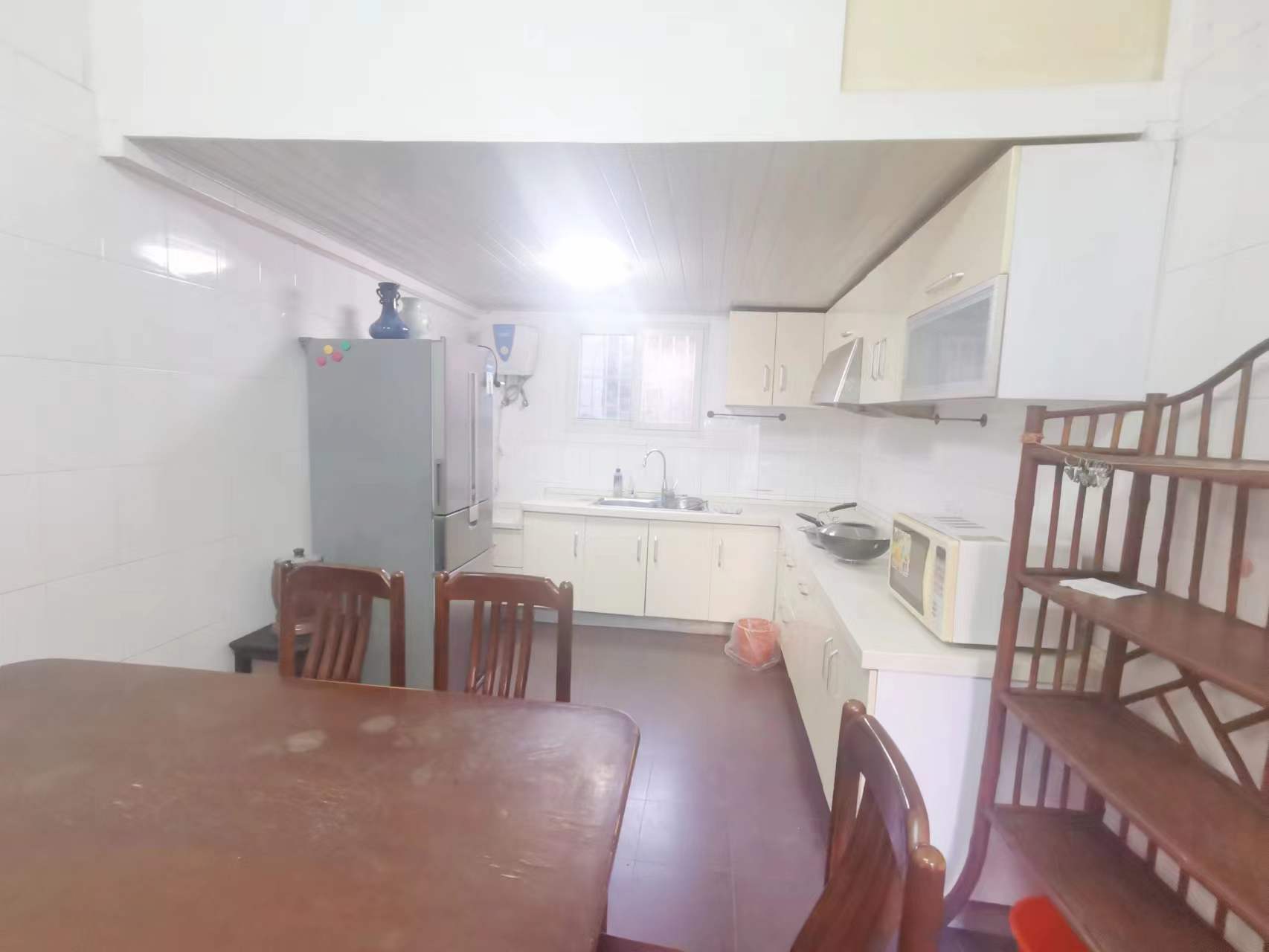 跃龙路93号 2室1厅1卫 70m&sup2;