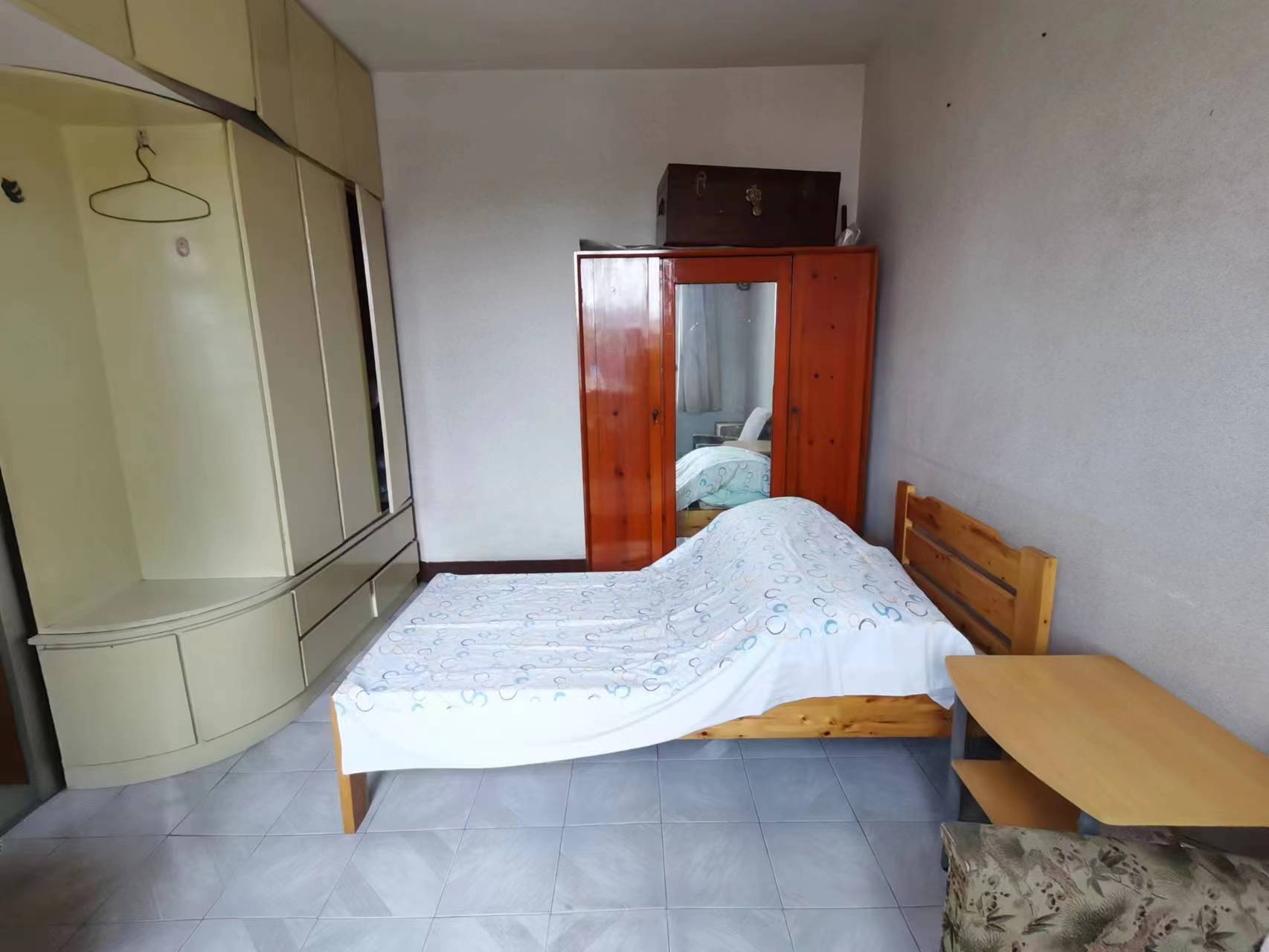 万象新路 1室1厅1卫 30m&sup2;
