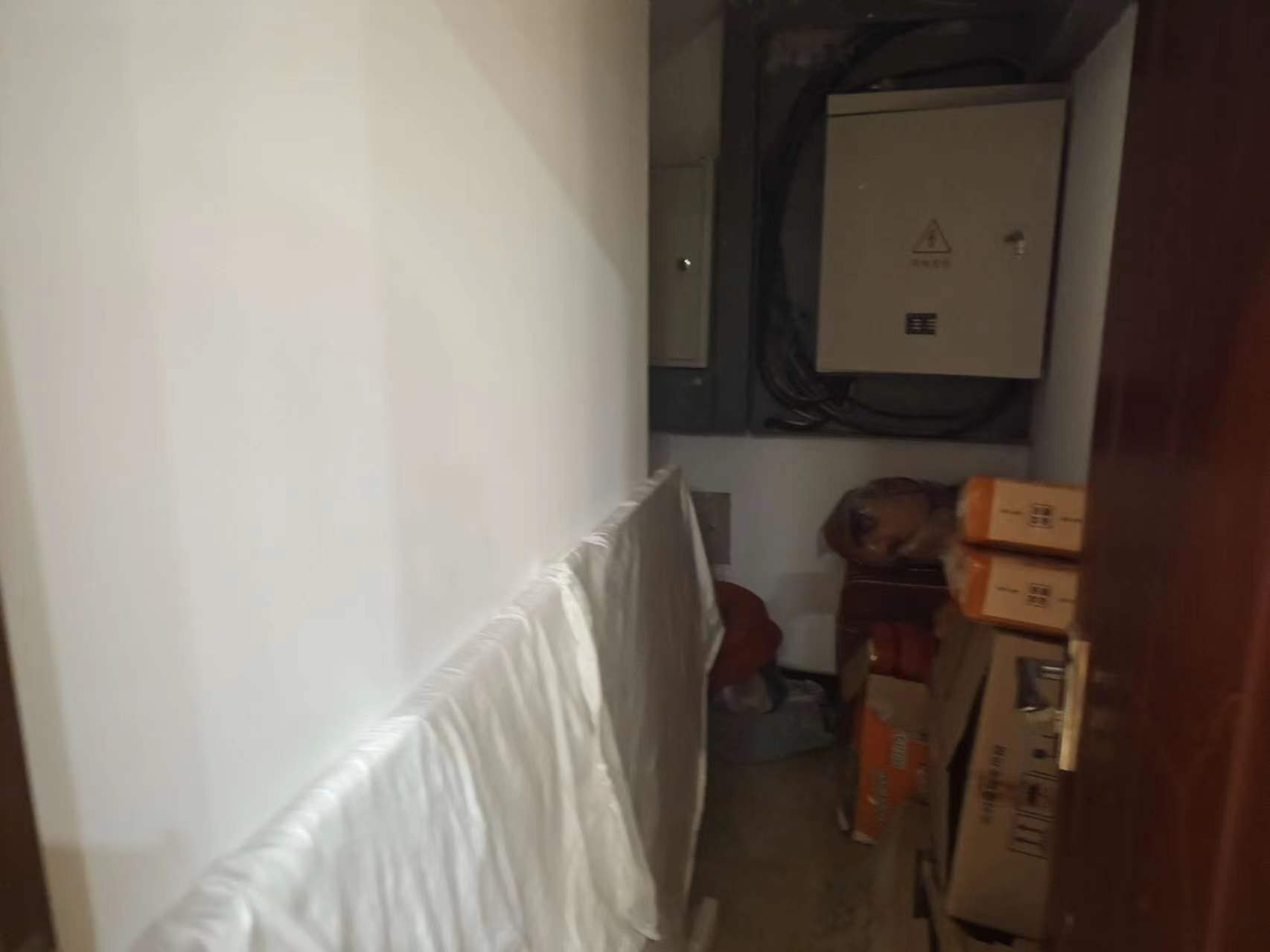 万濠山庄 6室3厅3卫 266m²