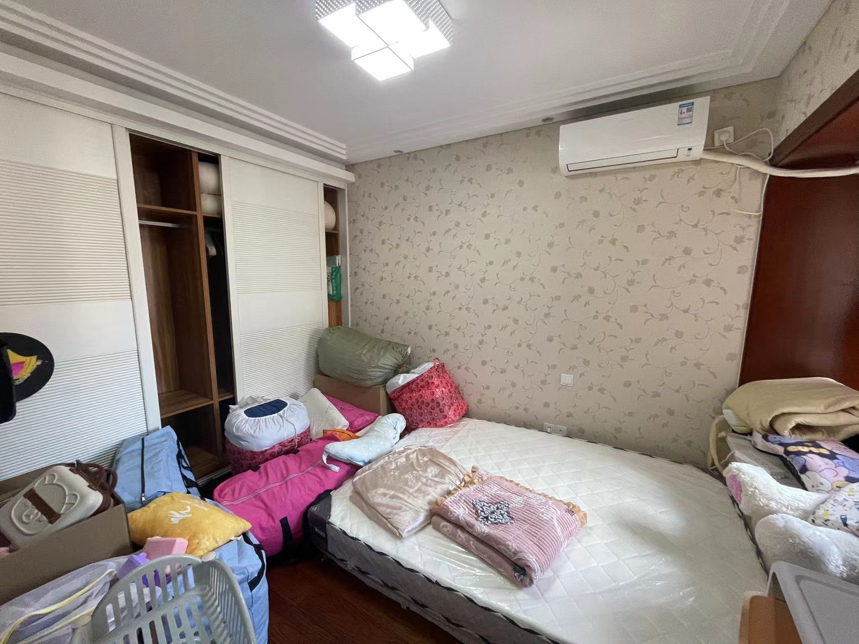 尚海城 3室2厅2卫 150m&sup2;
