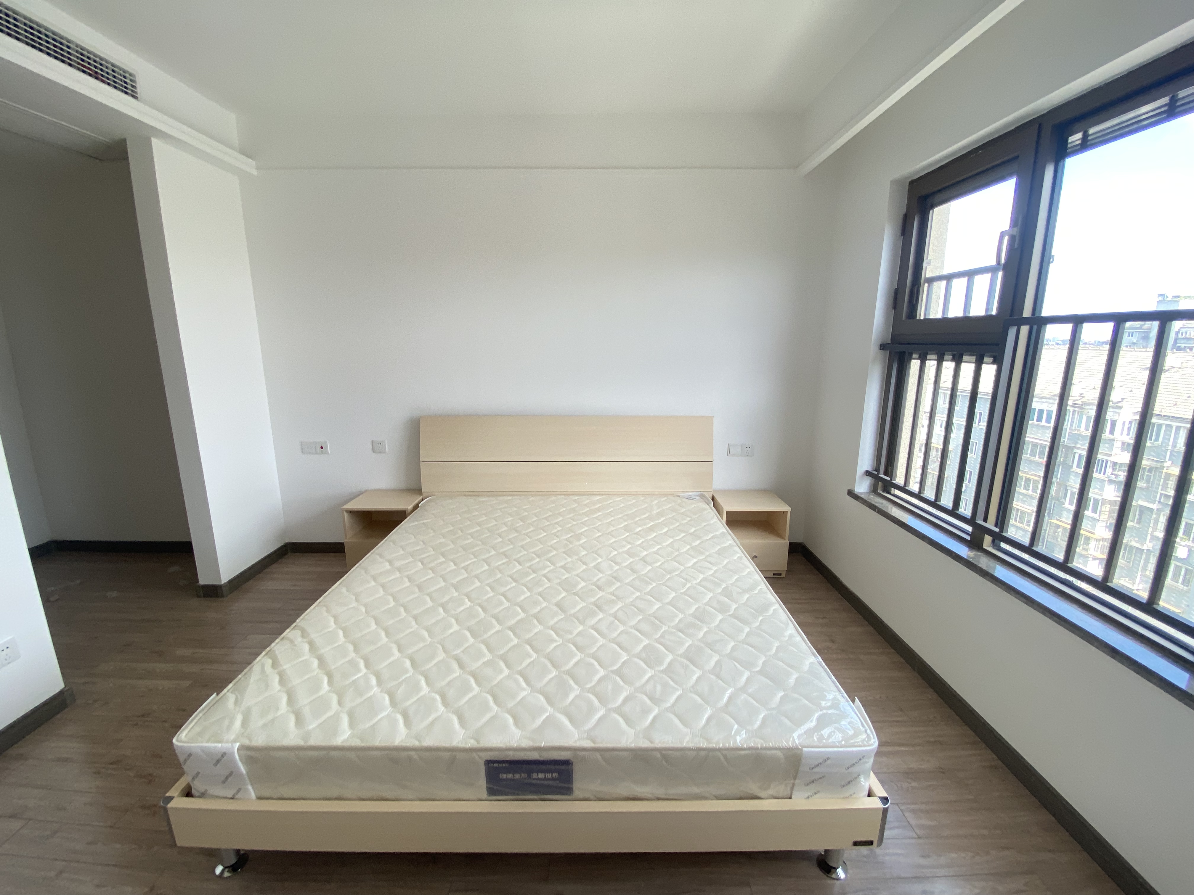 雅居乐鑫基中央公馆西区 4室2厅2卫 143m&sup2;