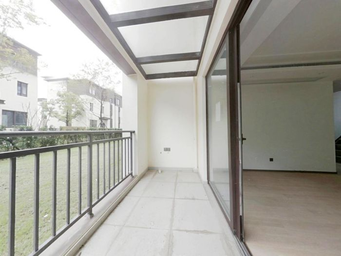 春风南岸西园 4室2厅2卫 167m&sup2;