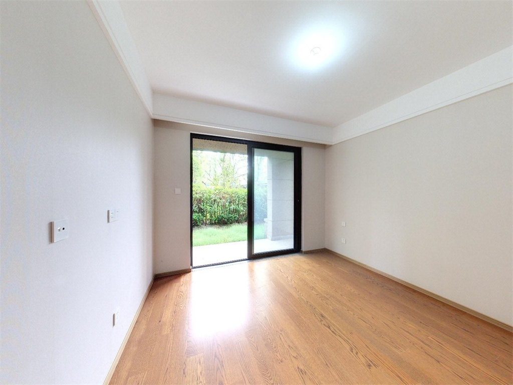 万濠禧园 3室1厅1卫 114m&sup2;