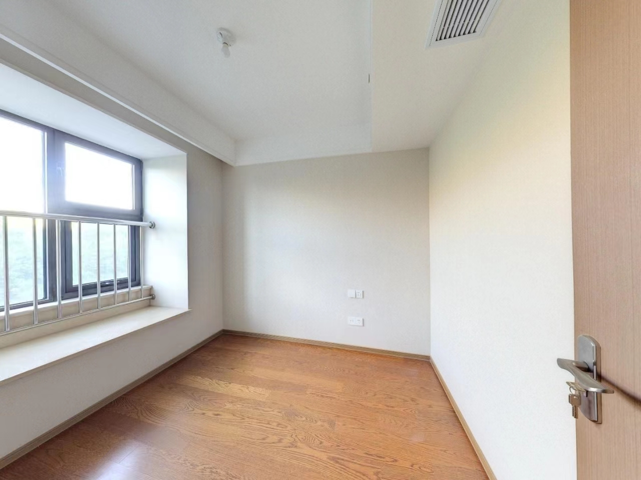 万濠禧园 3室1厅1卫 114m&sup2;