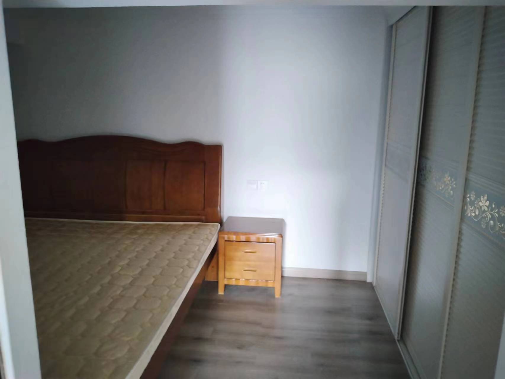 汇富花苑 2室1厅1卫 42.9m&sup2;
