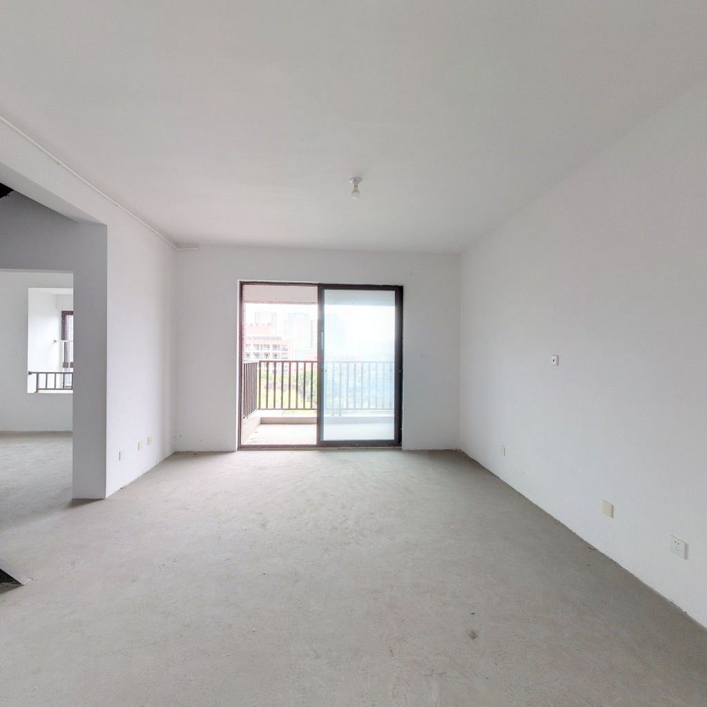 盛和九里香堤二期 4室2厅2卫 184.00m&sup2;