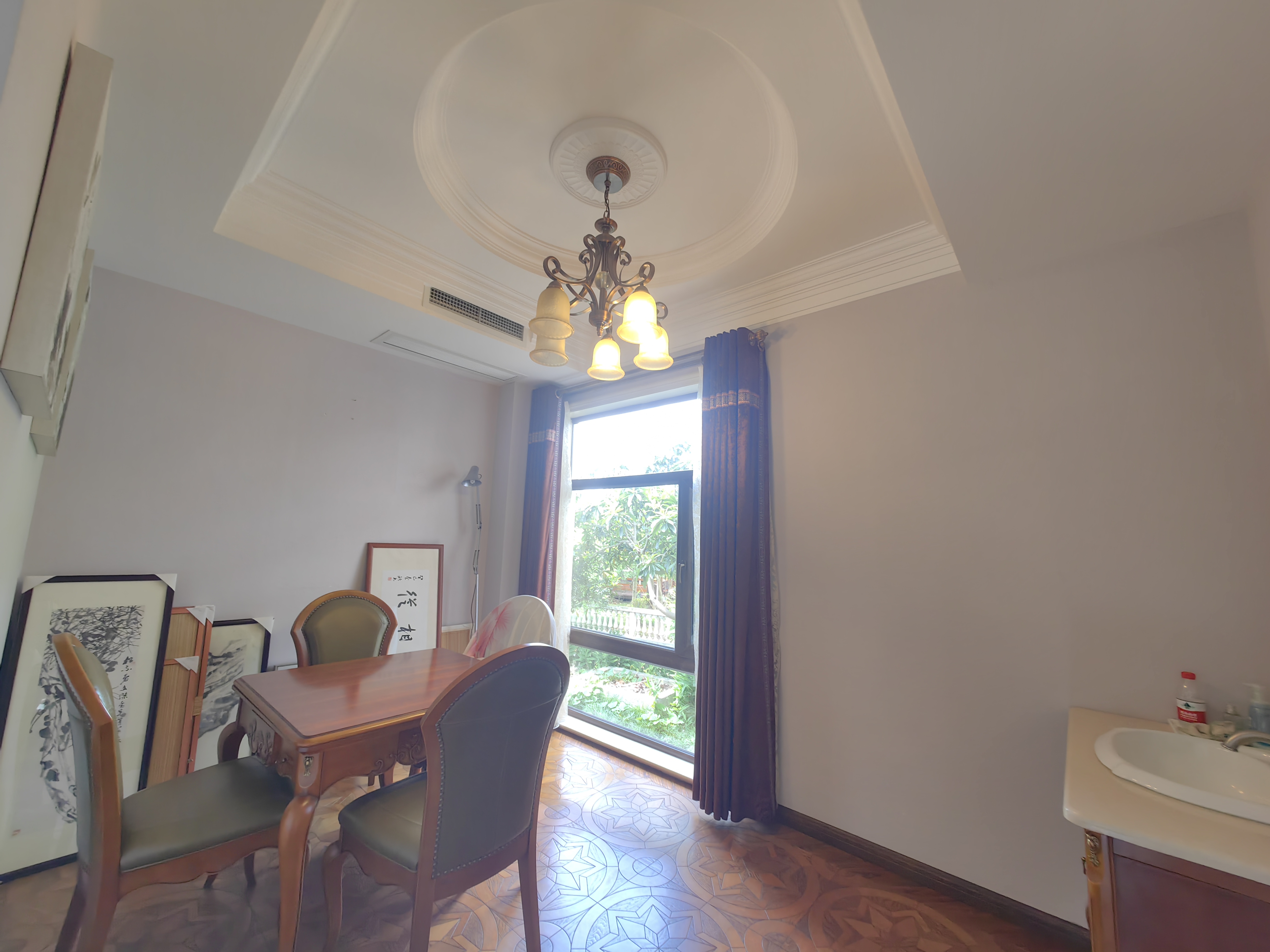 旭日山庄 5室3厅4卫 318m&sup2;