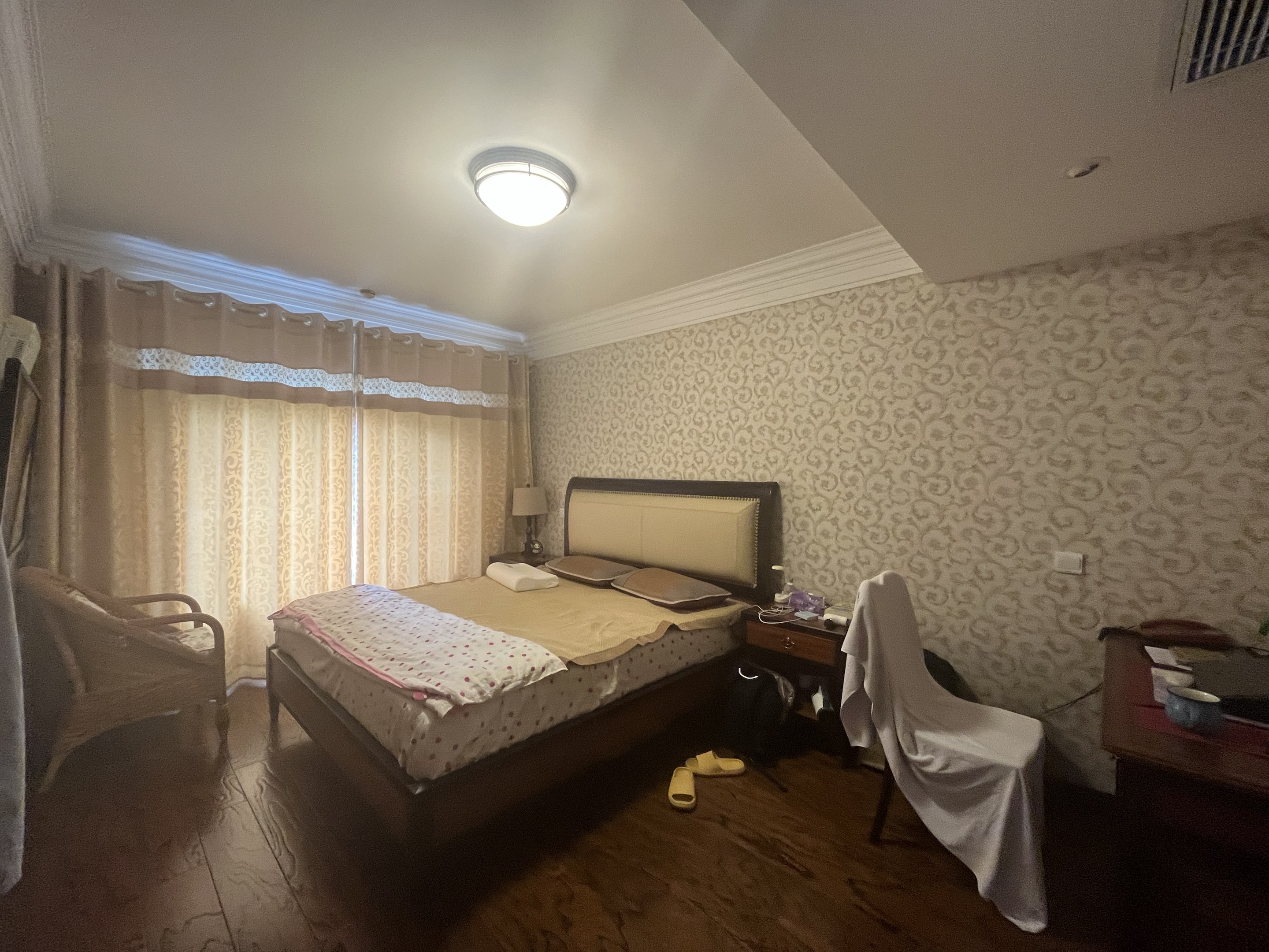 旭日山庄 5室3厅4卫 318m&sup2;
