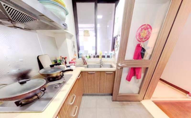 万科濠河传奇 3室2厅1卫 107m&sup2;