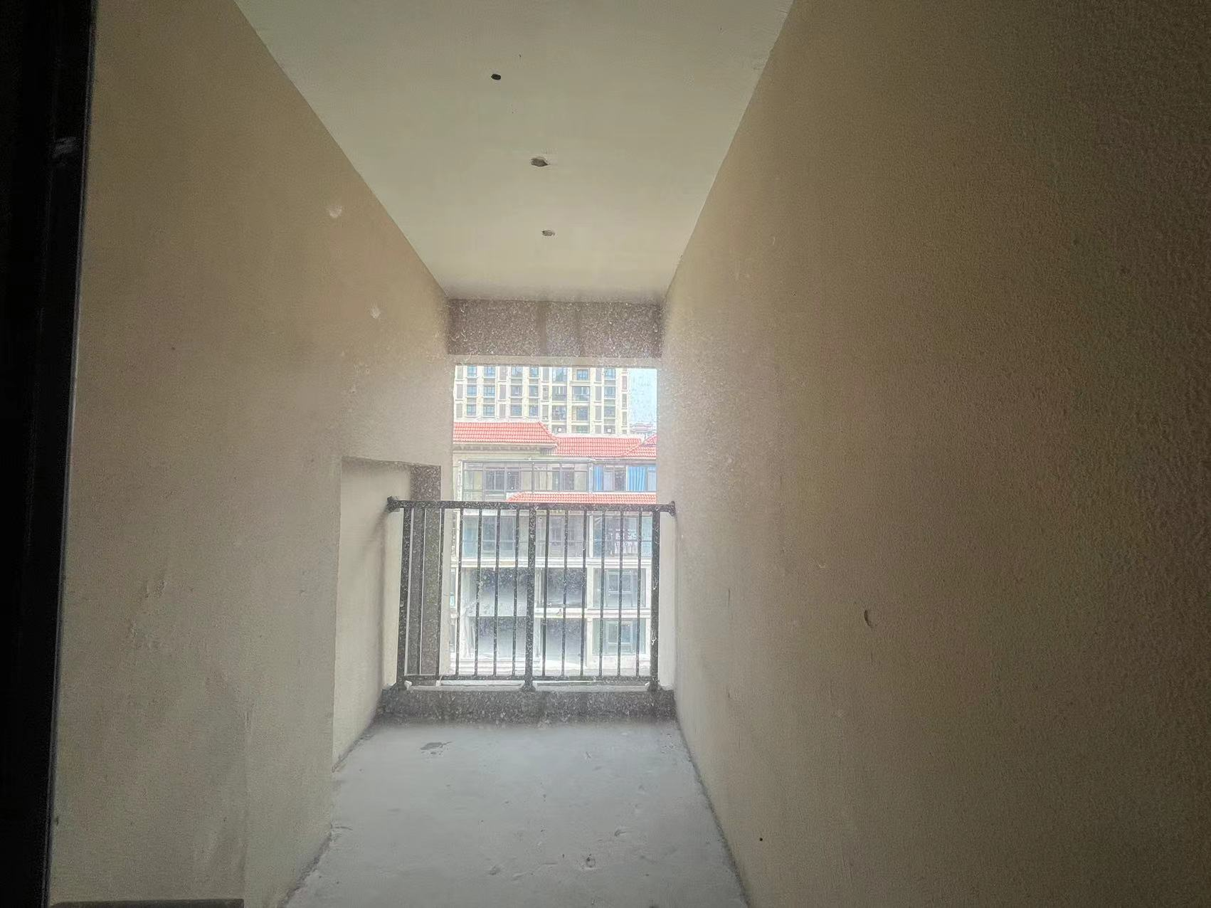 雨润星雨华府 5室2厅2卫 260m&sup2;