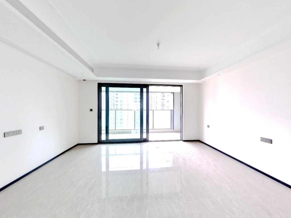 万科方圆 3室2厅2卫 133m&sup2;