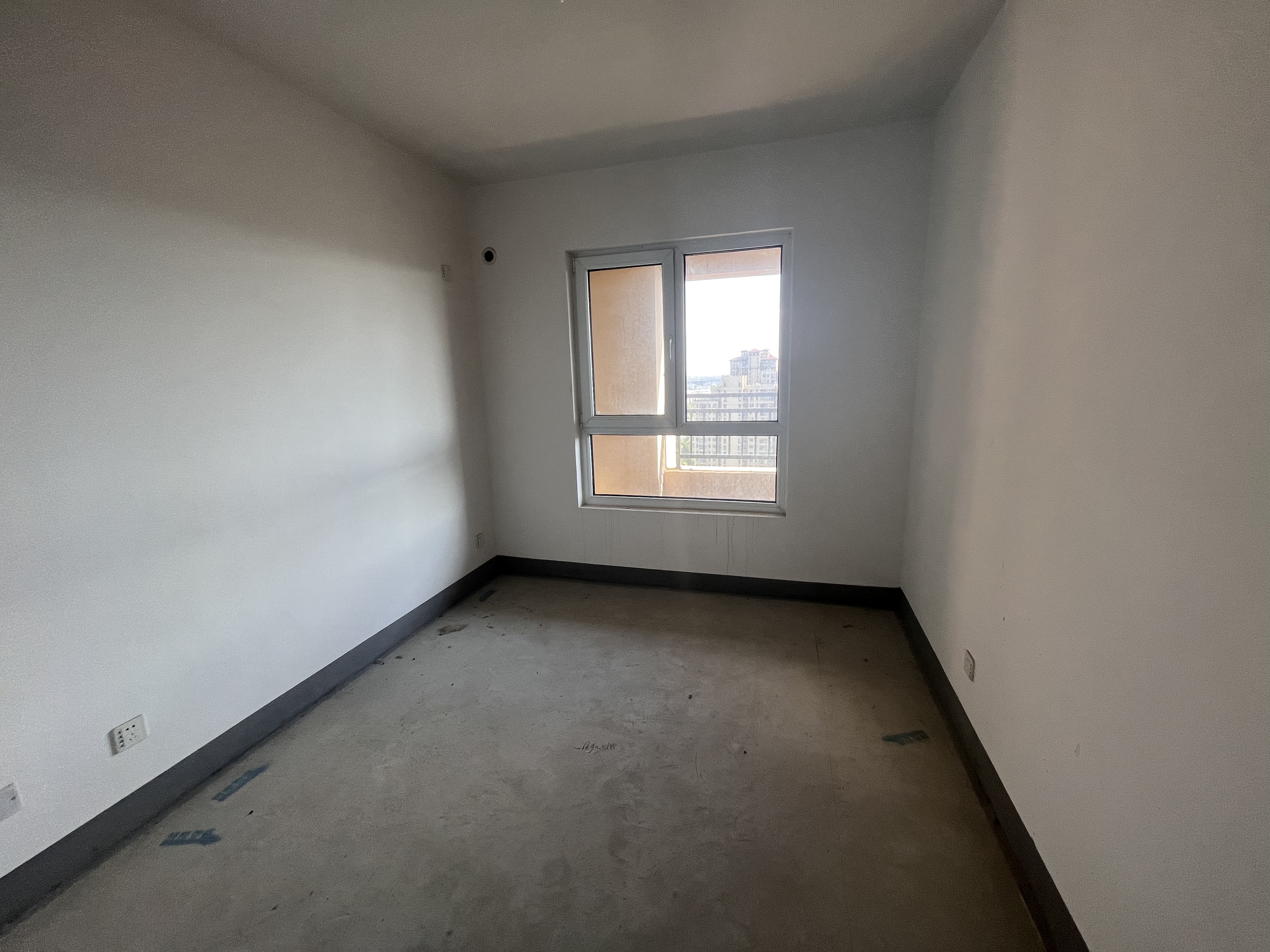 世茂九龙庭 3室2厅2卫 124.67m&sup2;